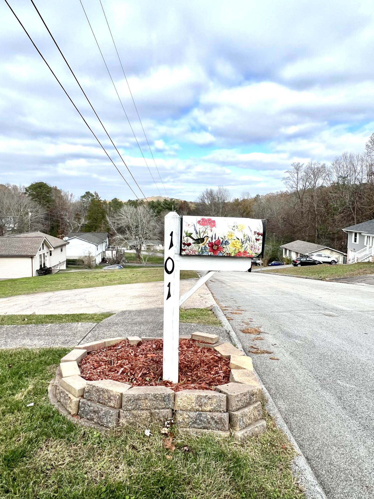 101 Crest Circle