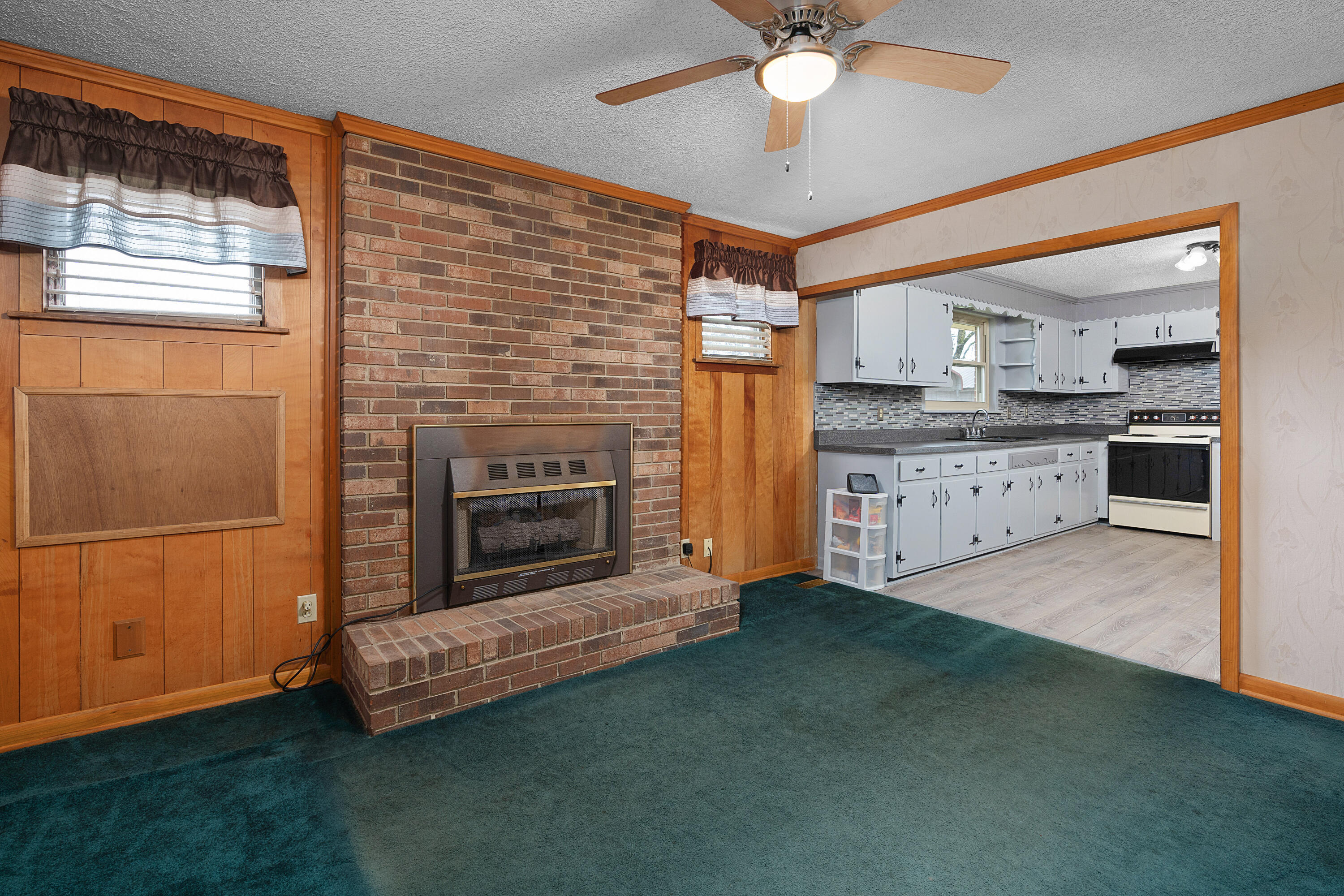 80 Cinderella Drive