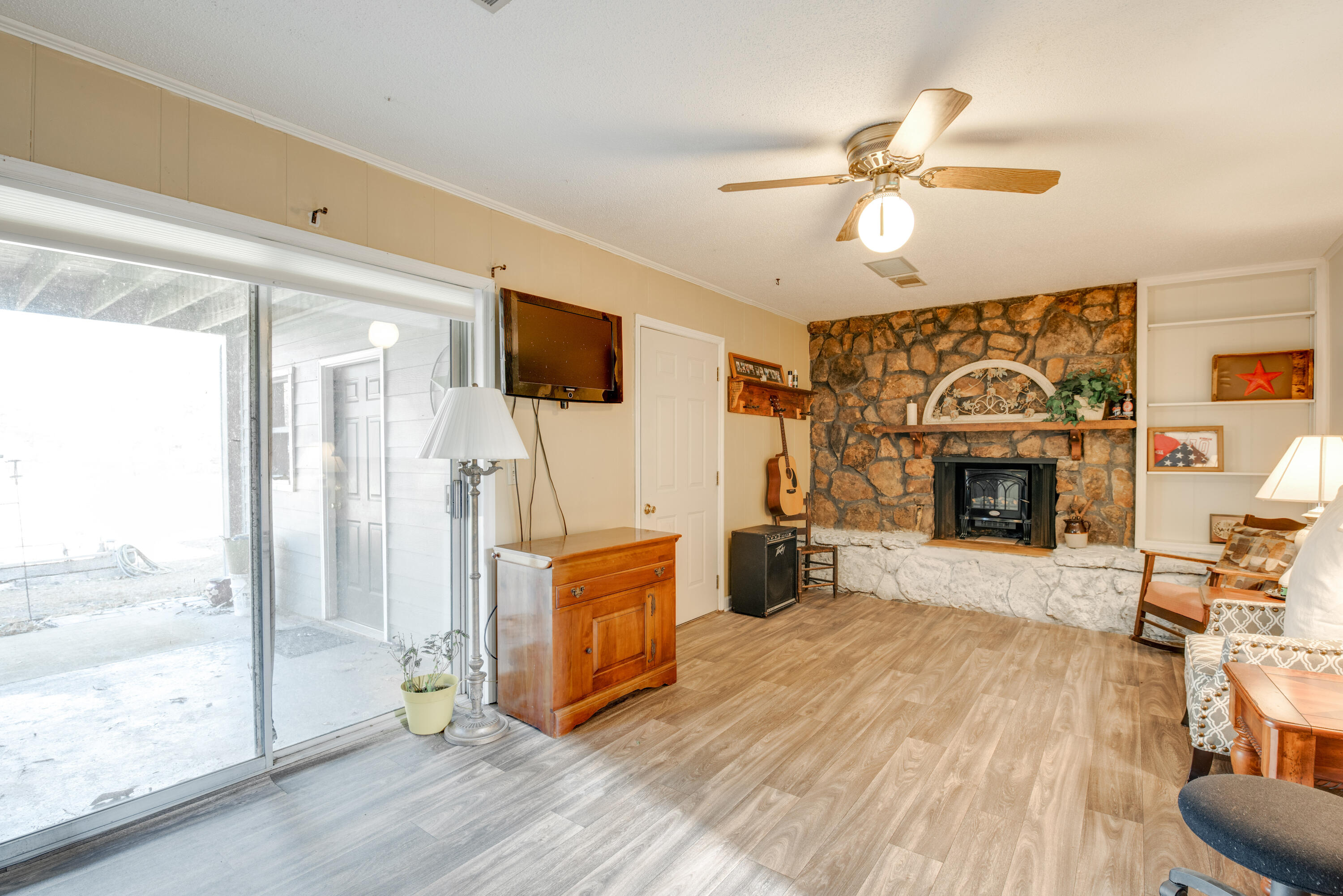 6921 Starlite Road