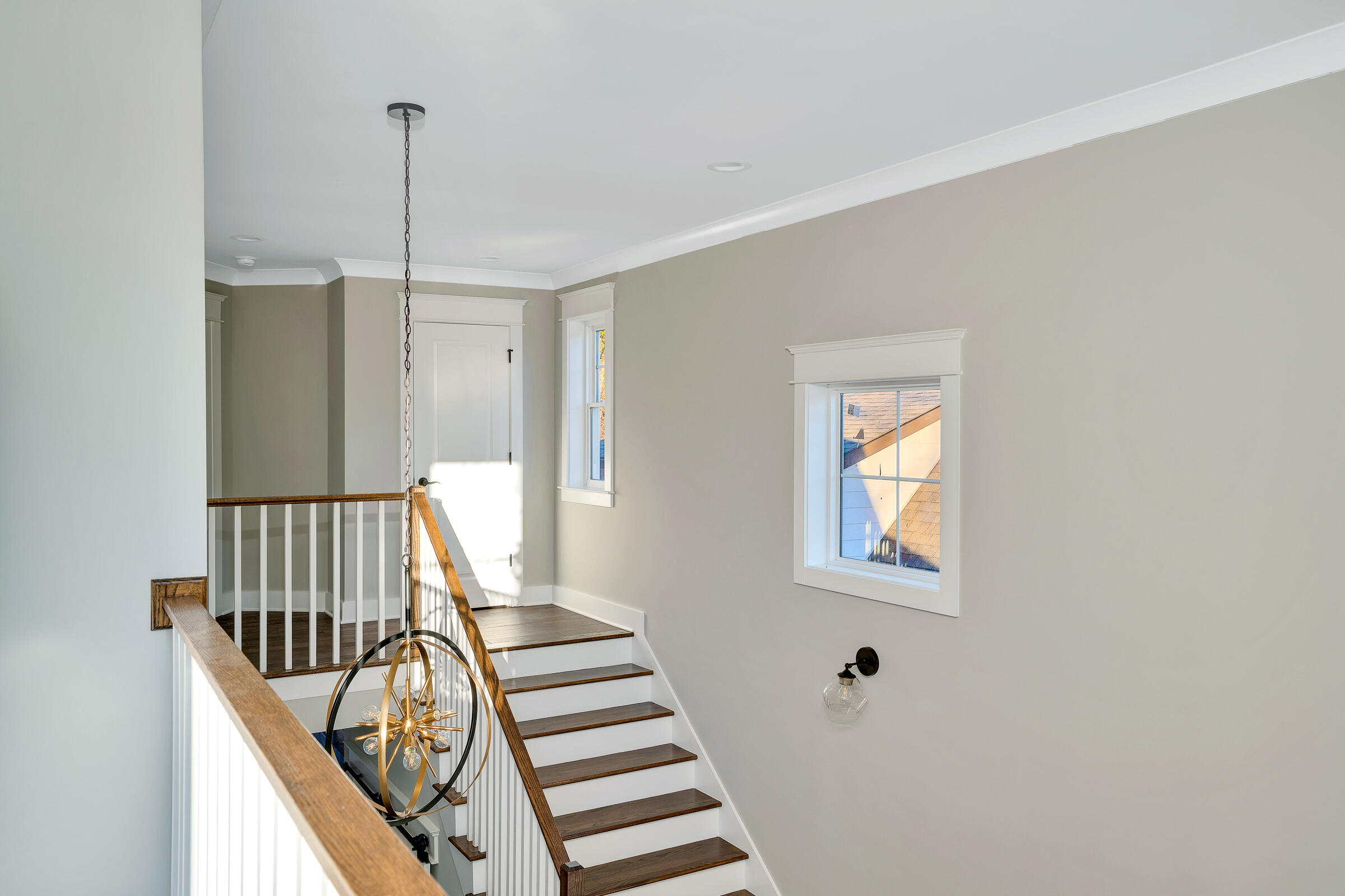 605 W View Road