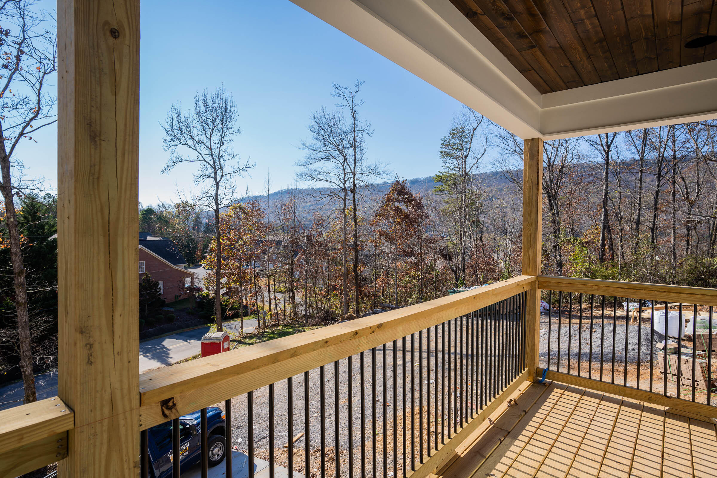 605 W View Road