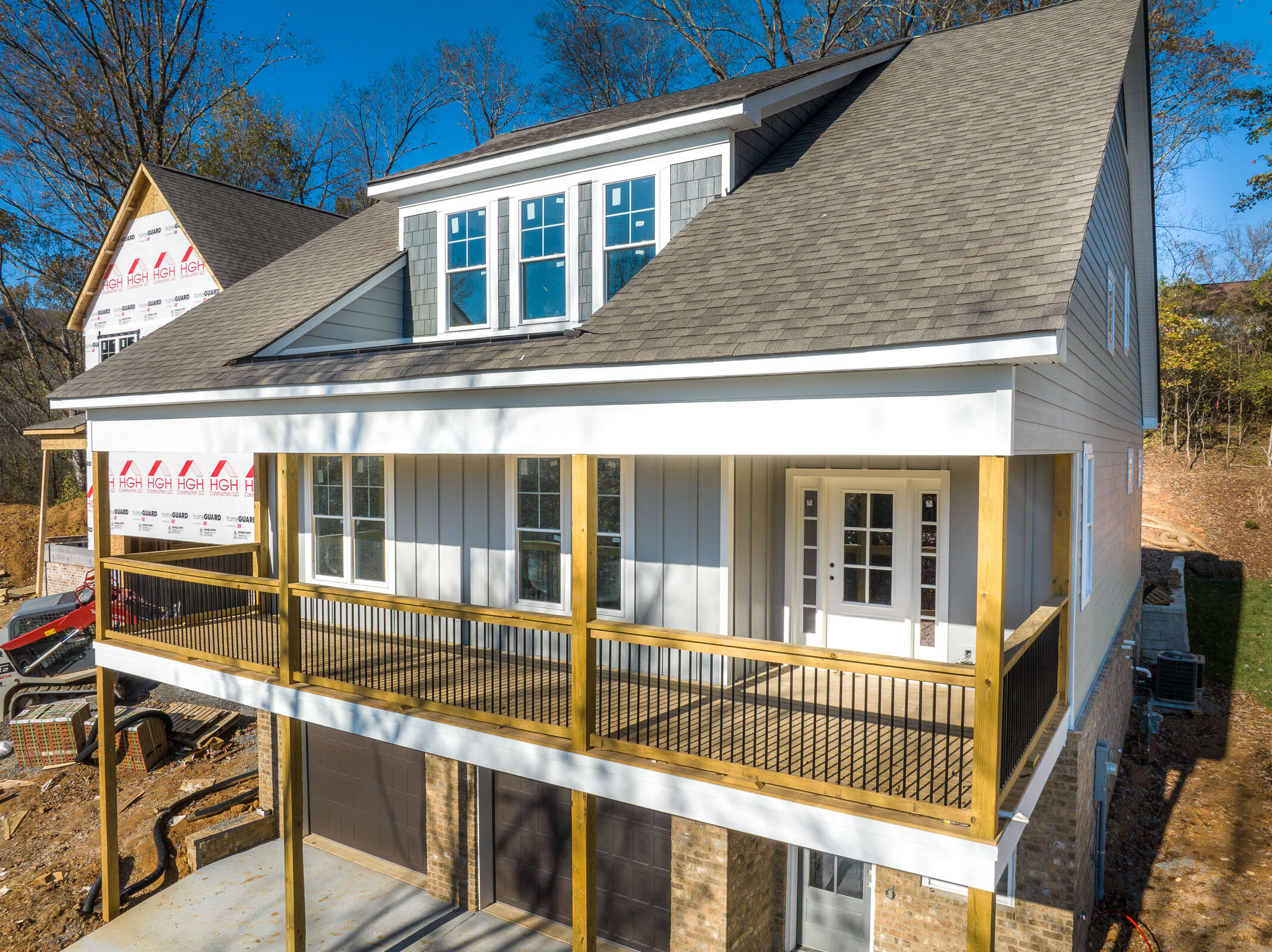 605 W View Road