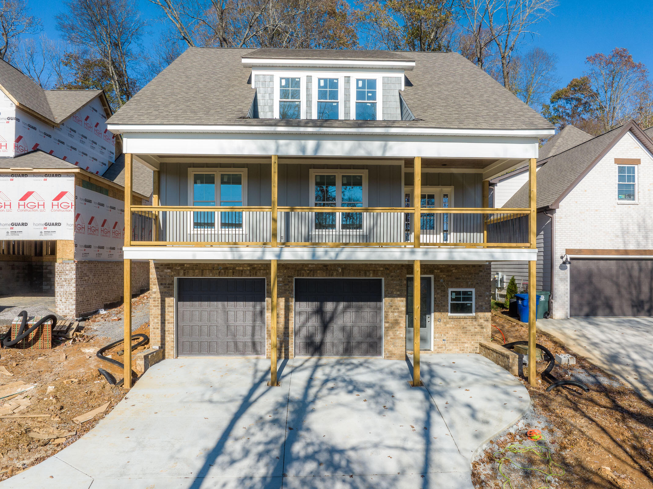 605 W View Road