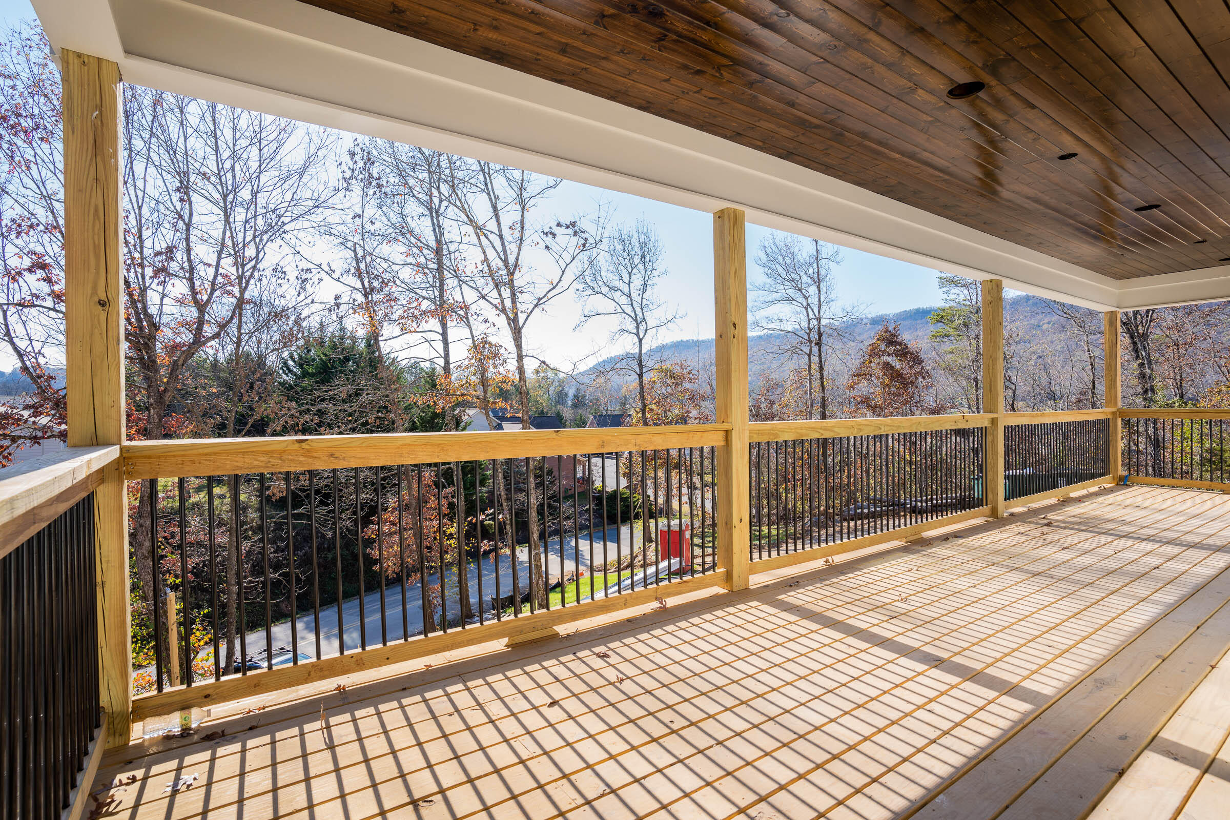 605 W View Road