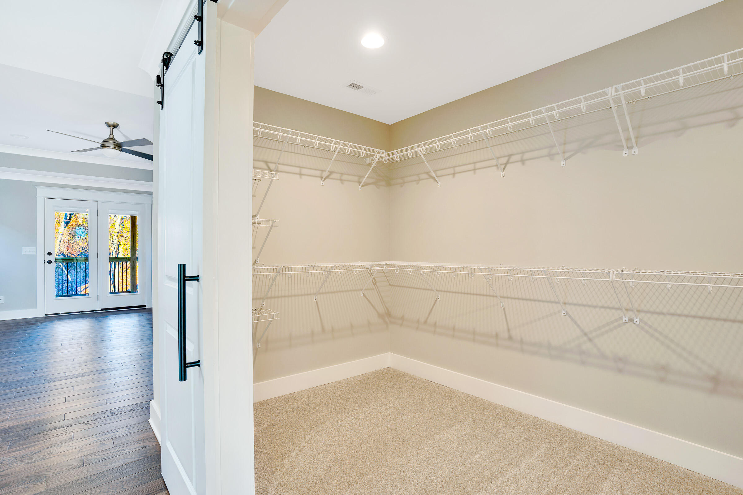 605 W View Road