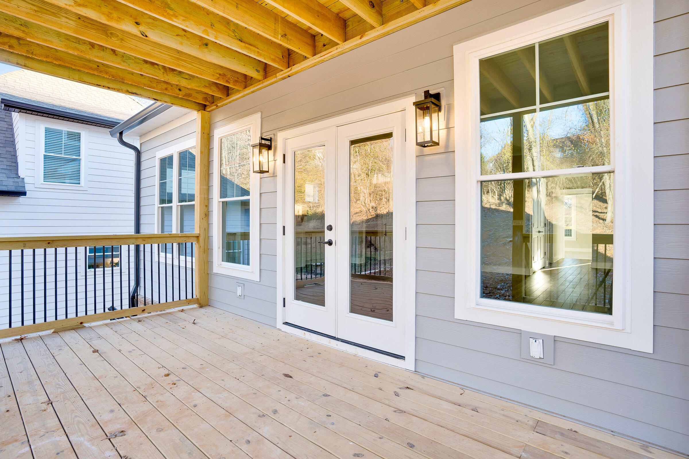 605 W View Road