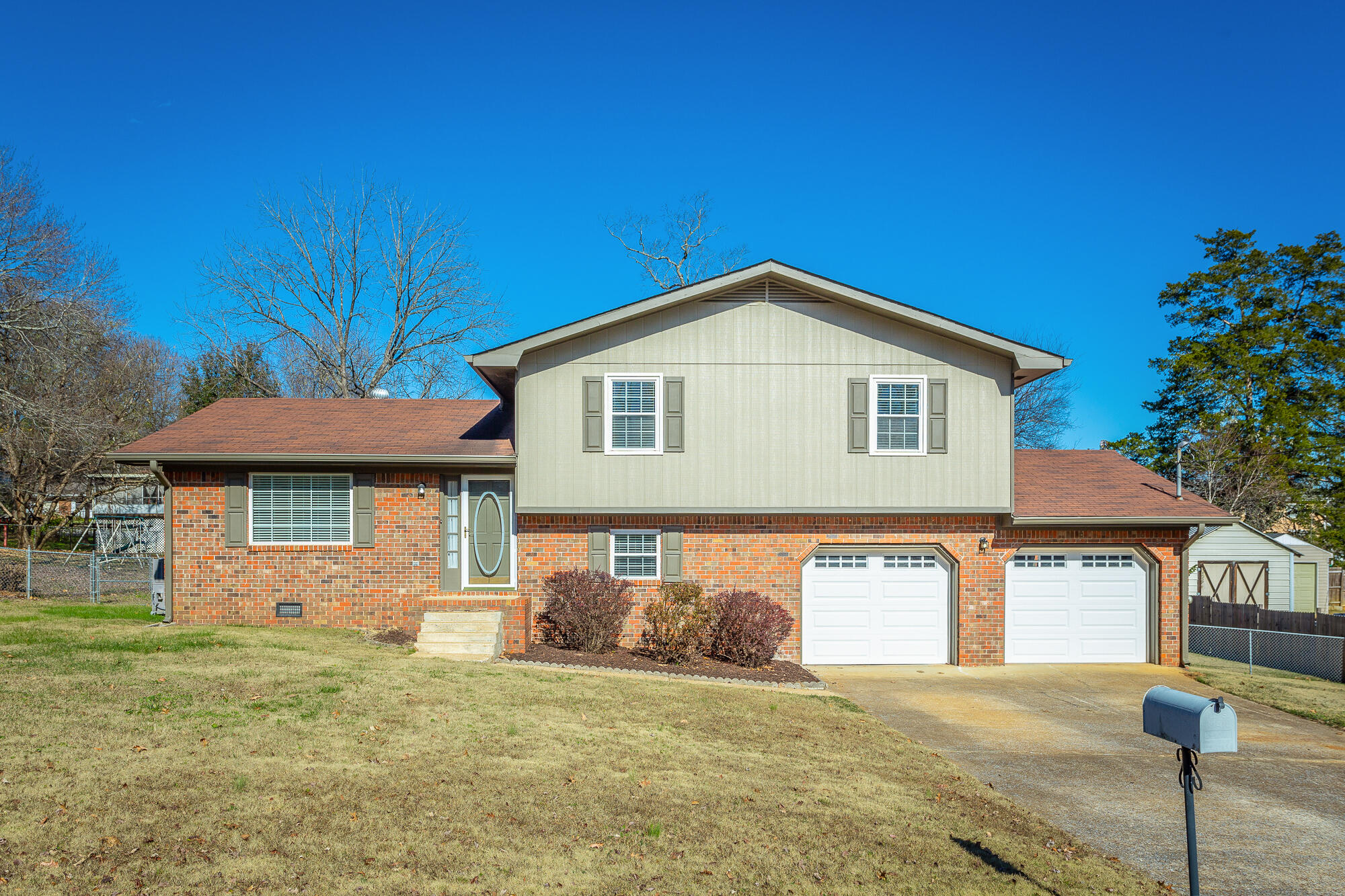935 Kennington Hills Drive