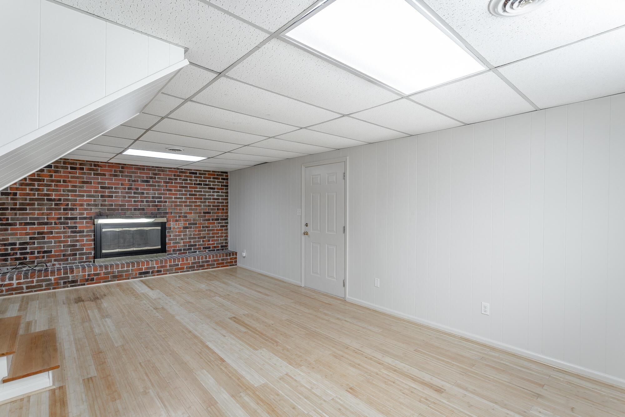 935 Kennington Hills Drive