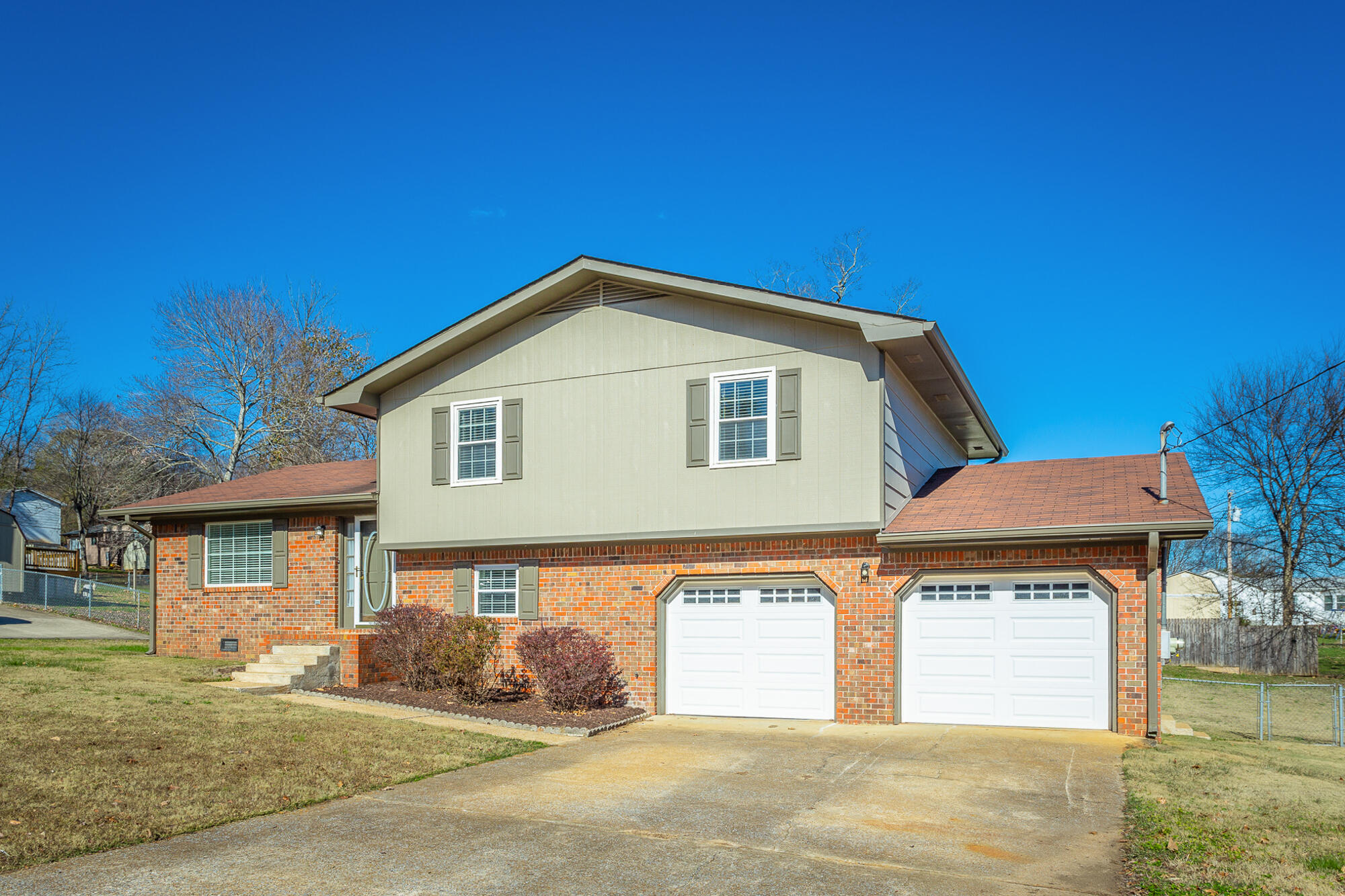 935 Kennington Hills Drive