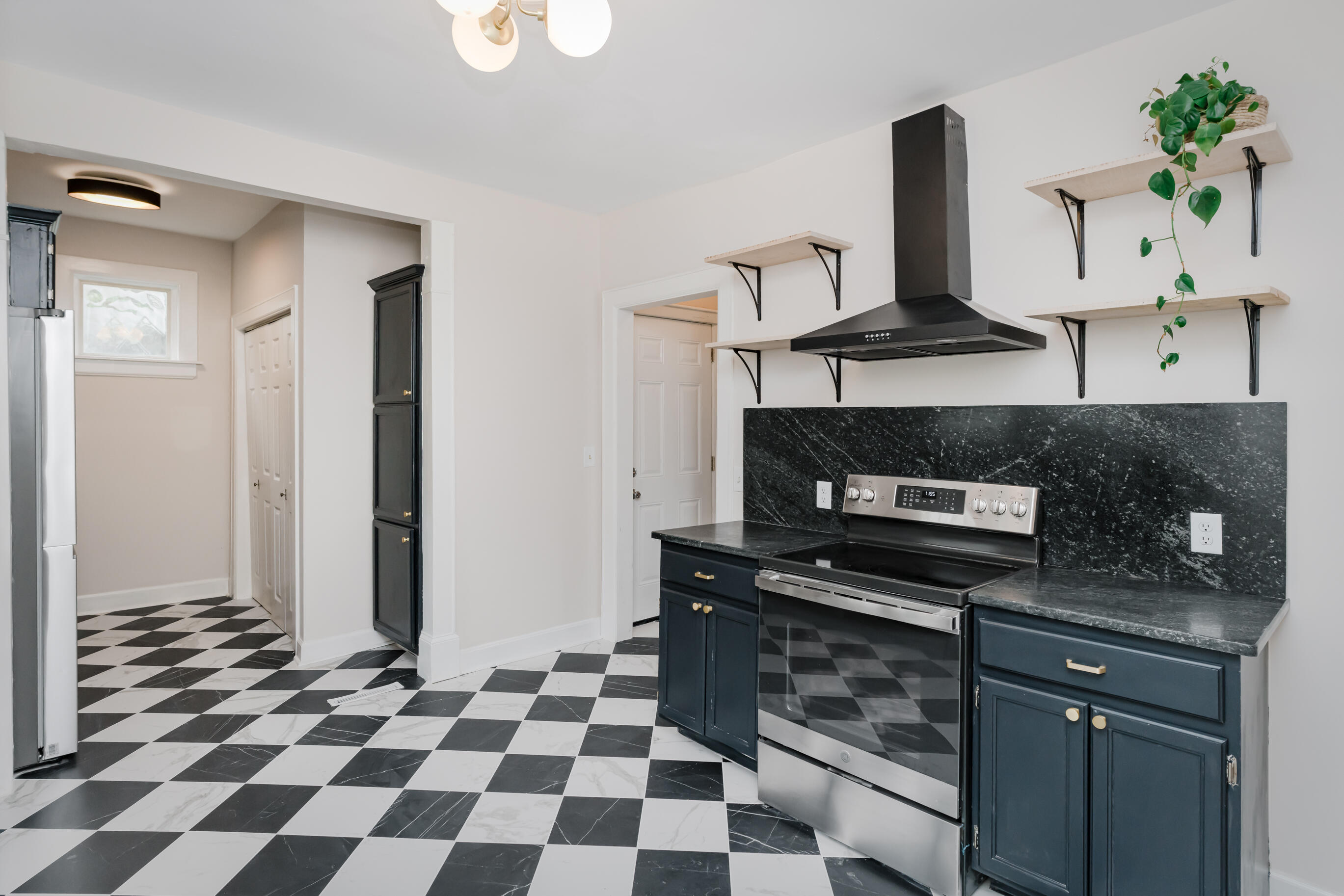 411 Sioux Trail