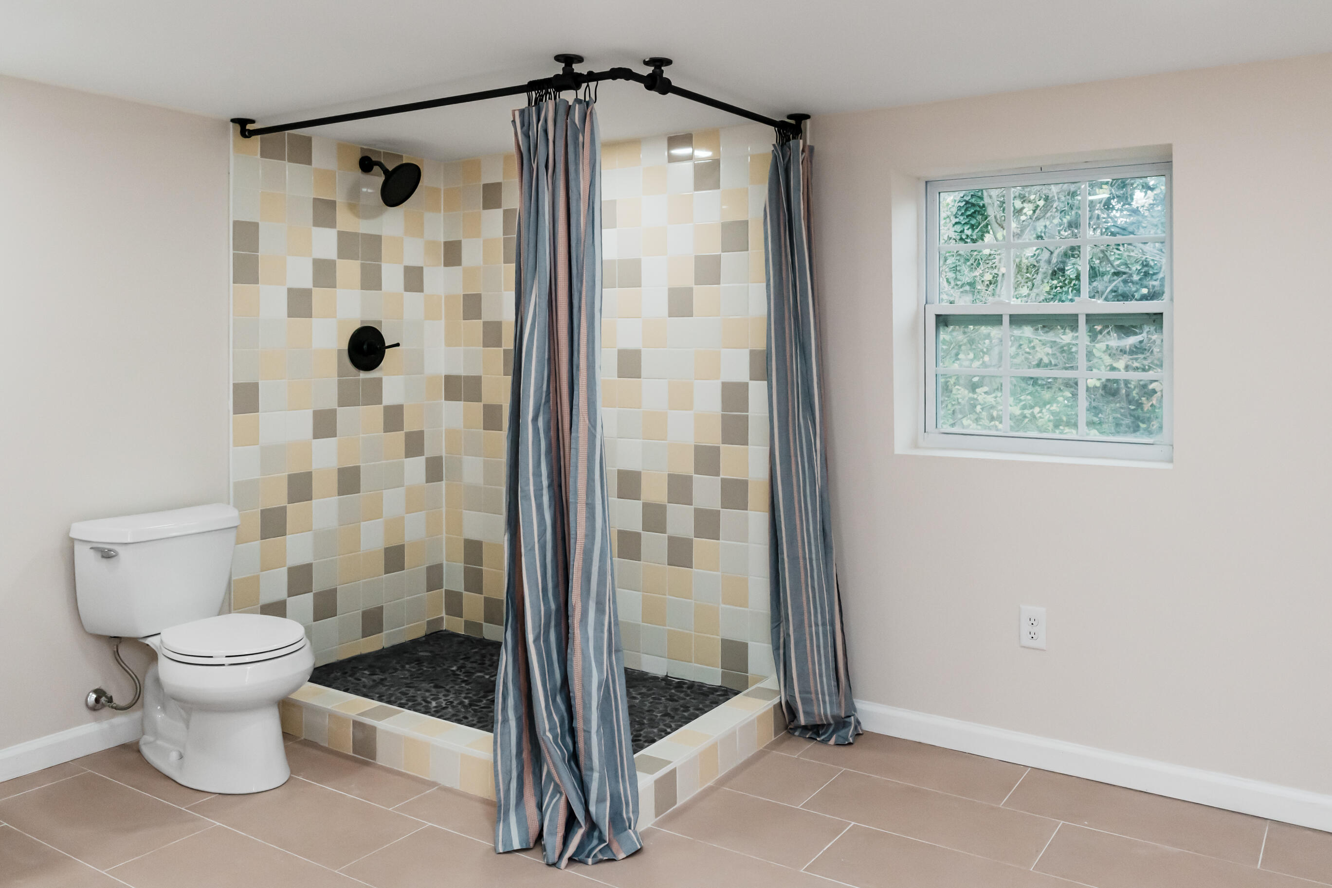 411 Sioux Trail