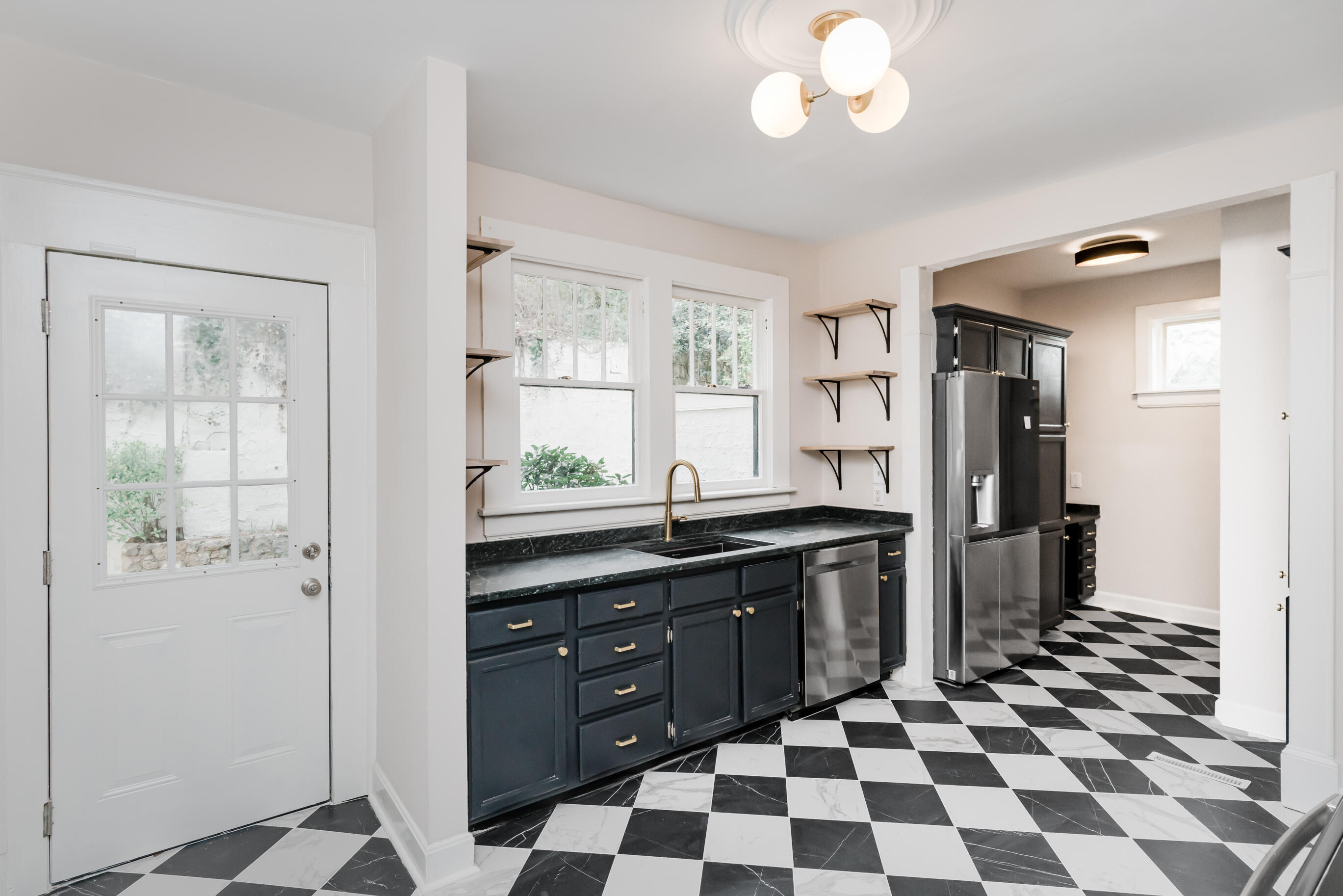 411 Sioux Trail