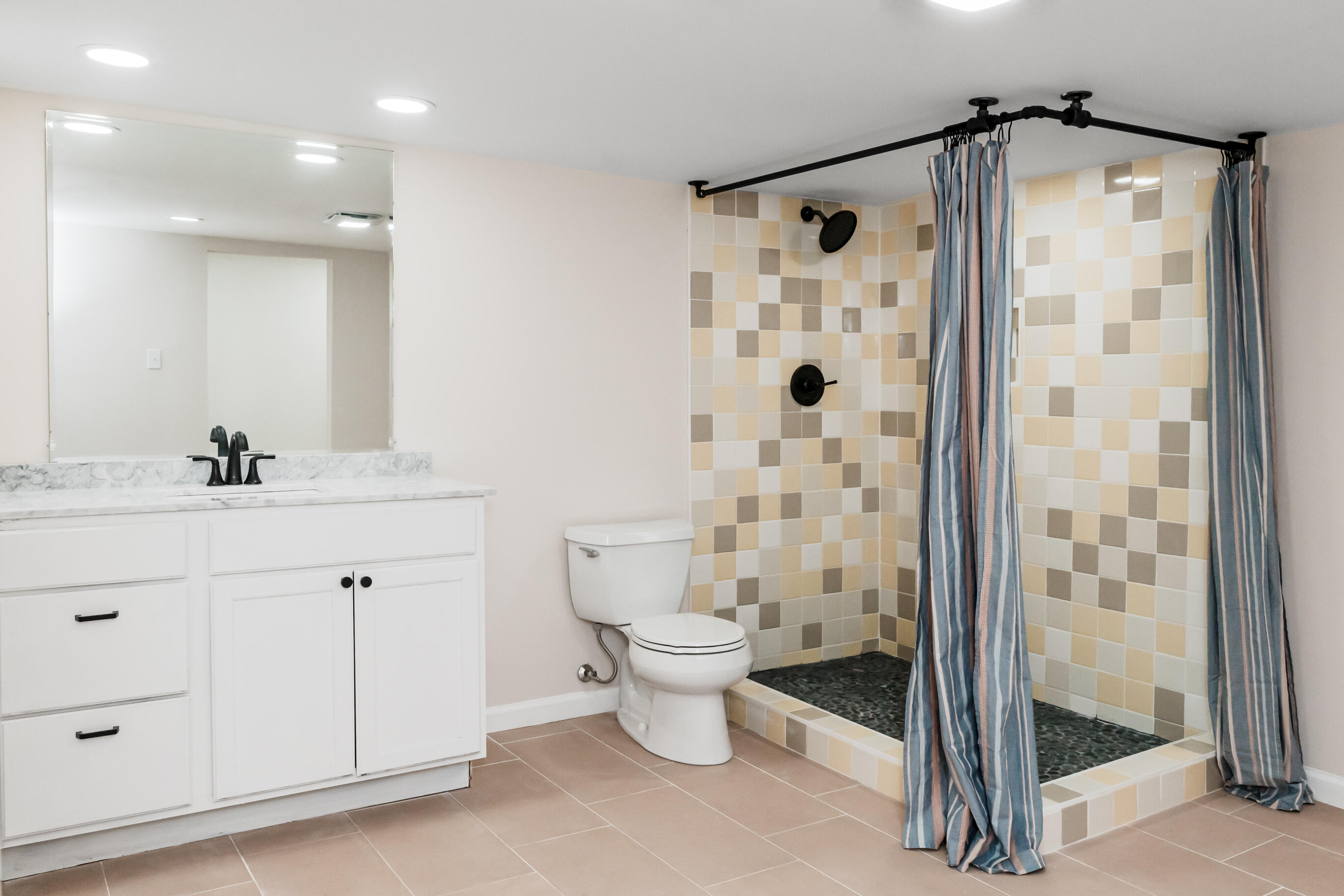 411 Sioux Trail