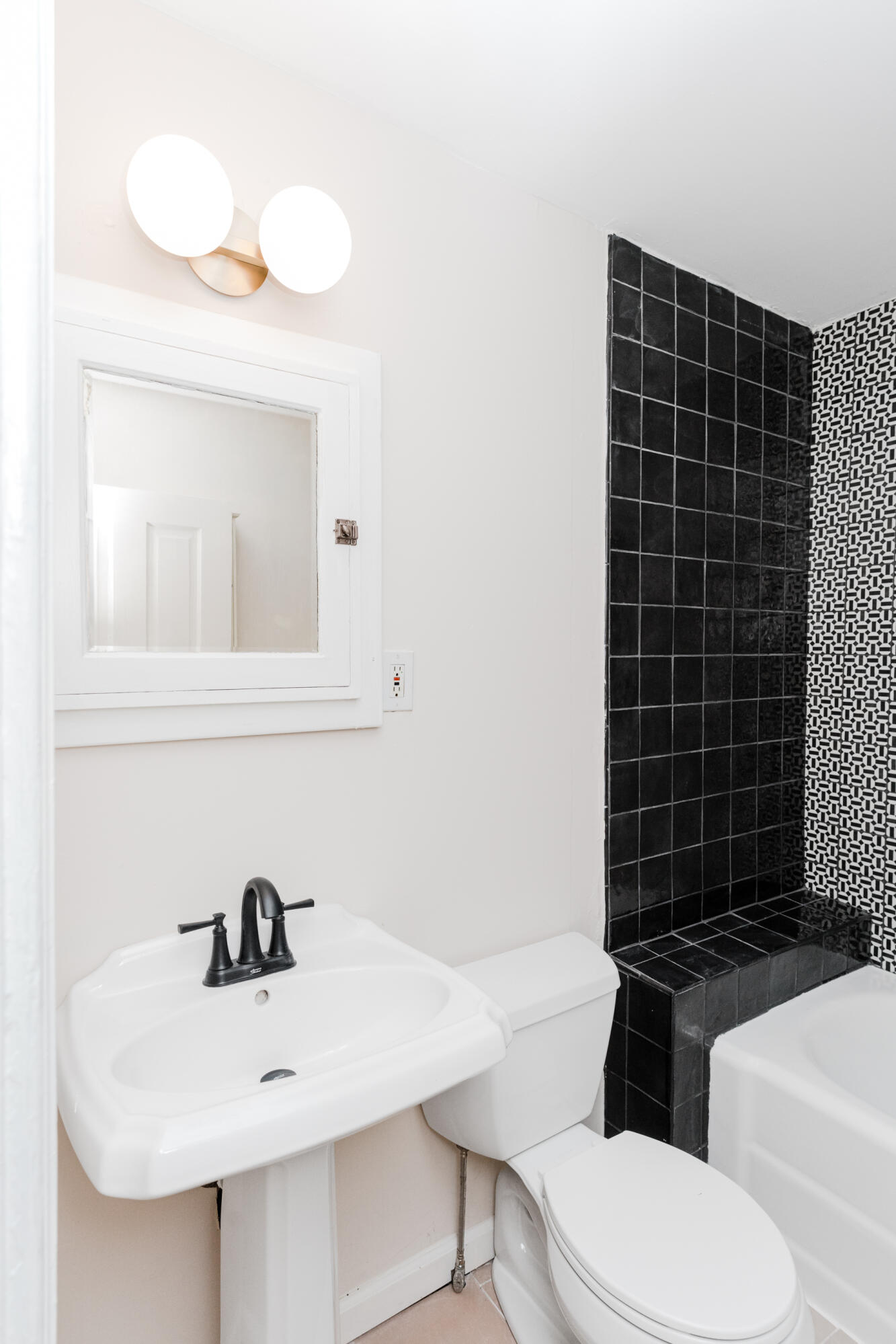 411 Sioux Trail