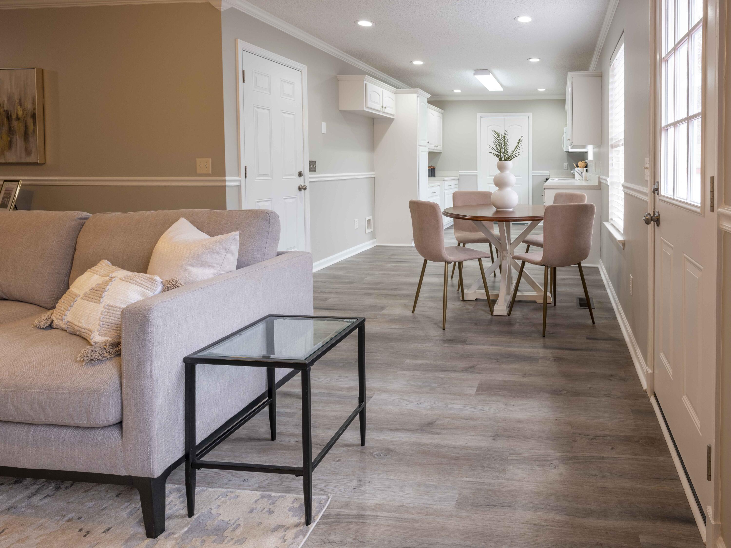 1142 Lightning Drive