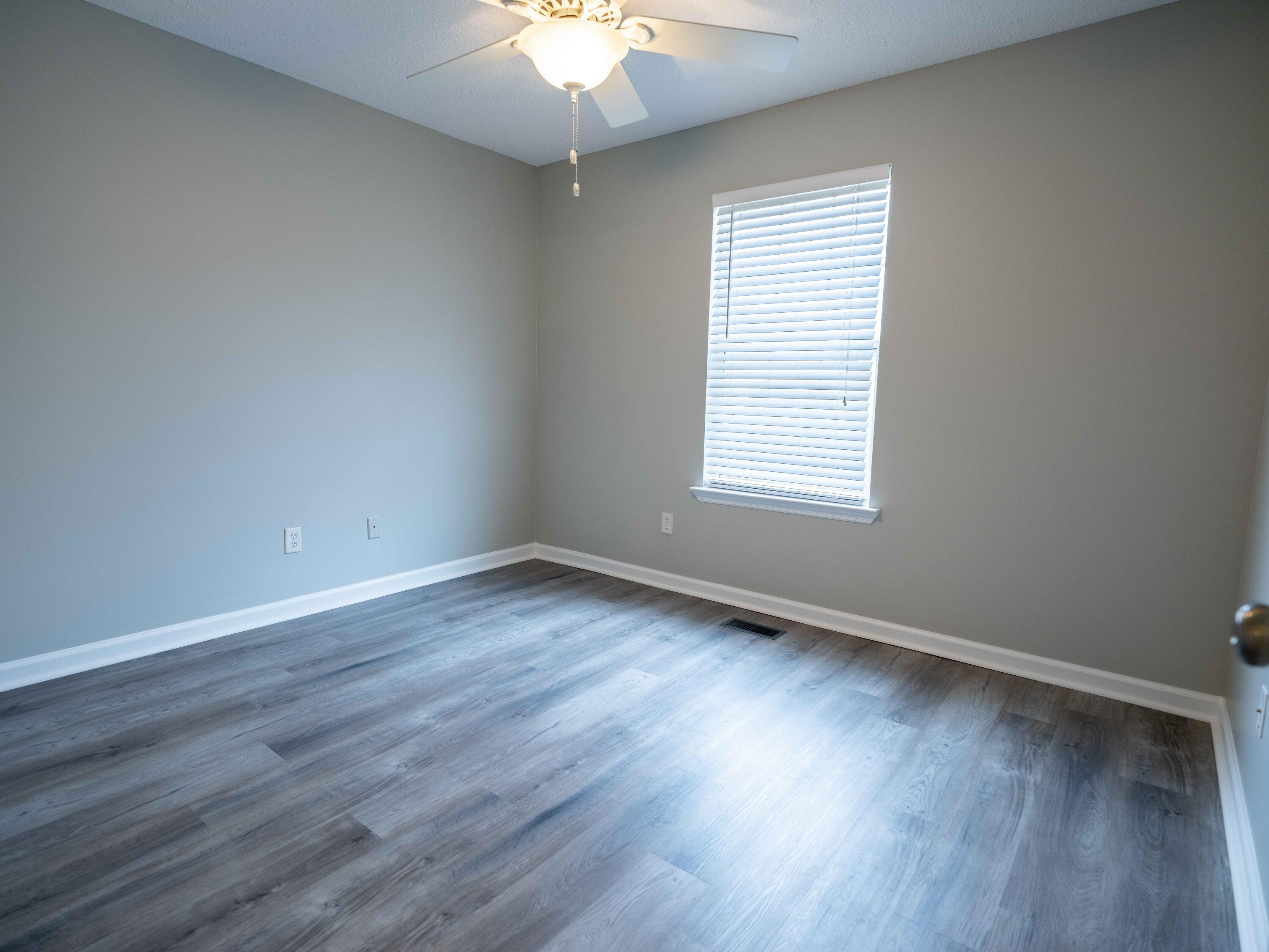 1142 Lightning Drive
