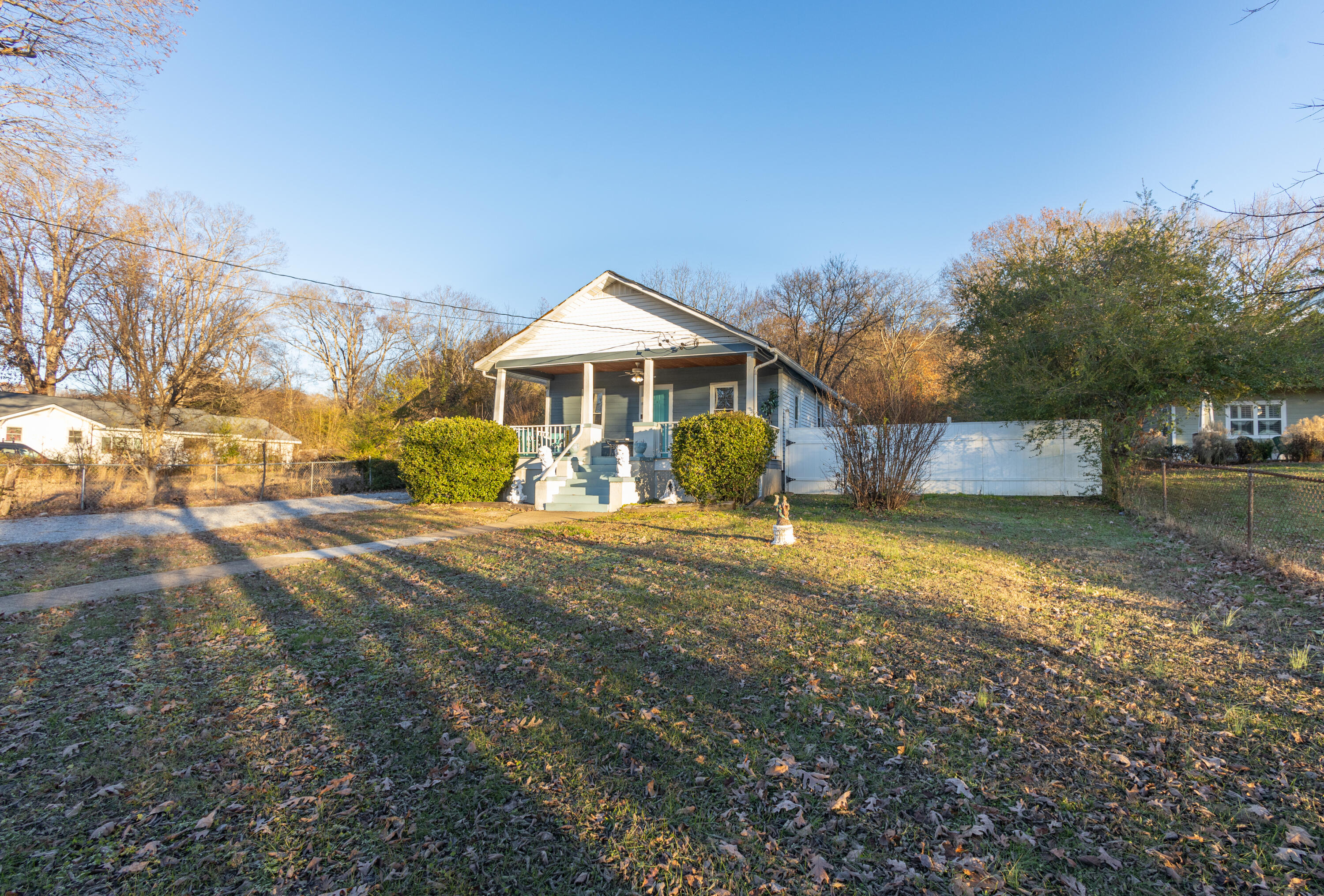 3220 Redding Road