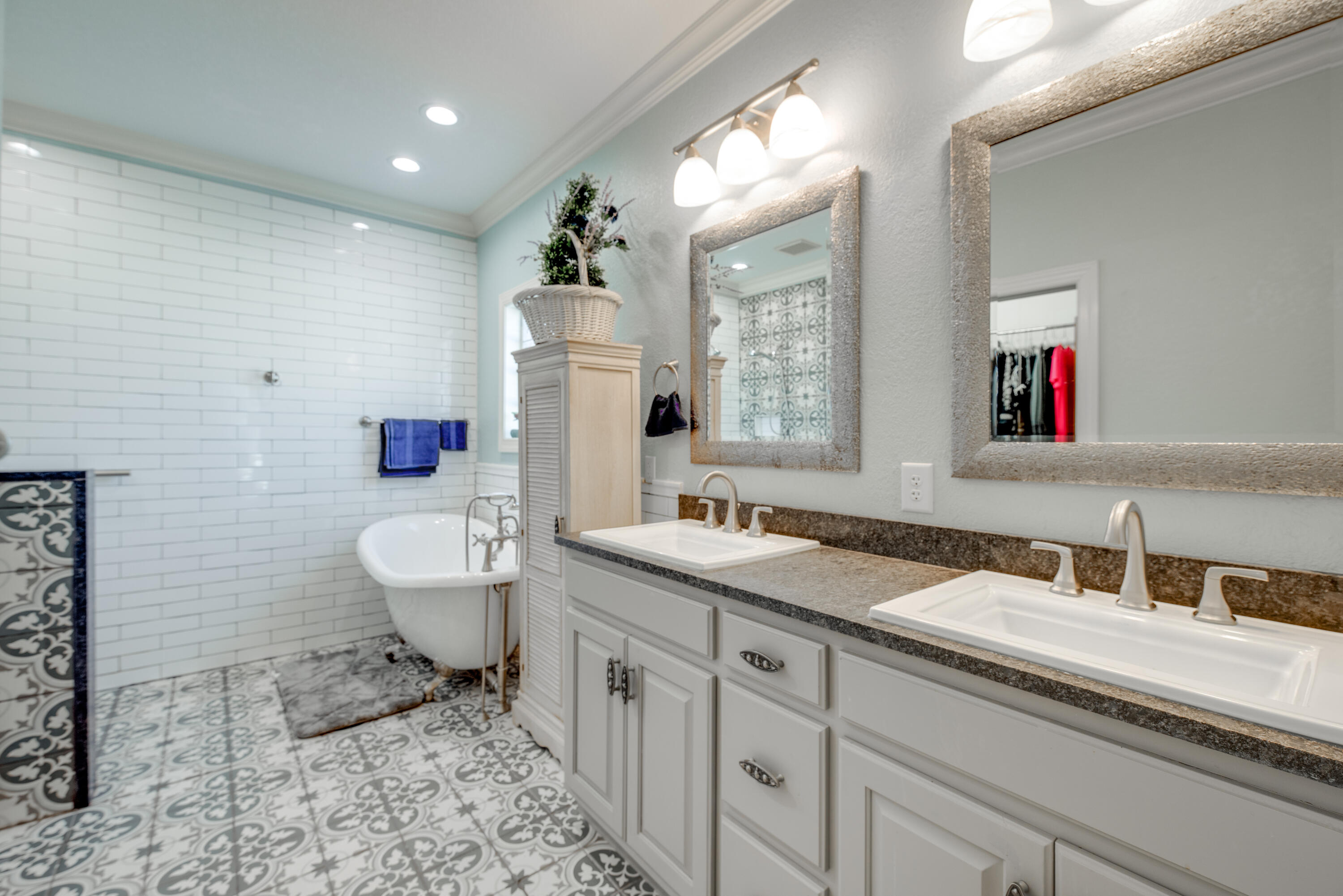 2538 Saint Lucie Court