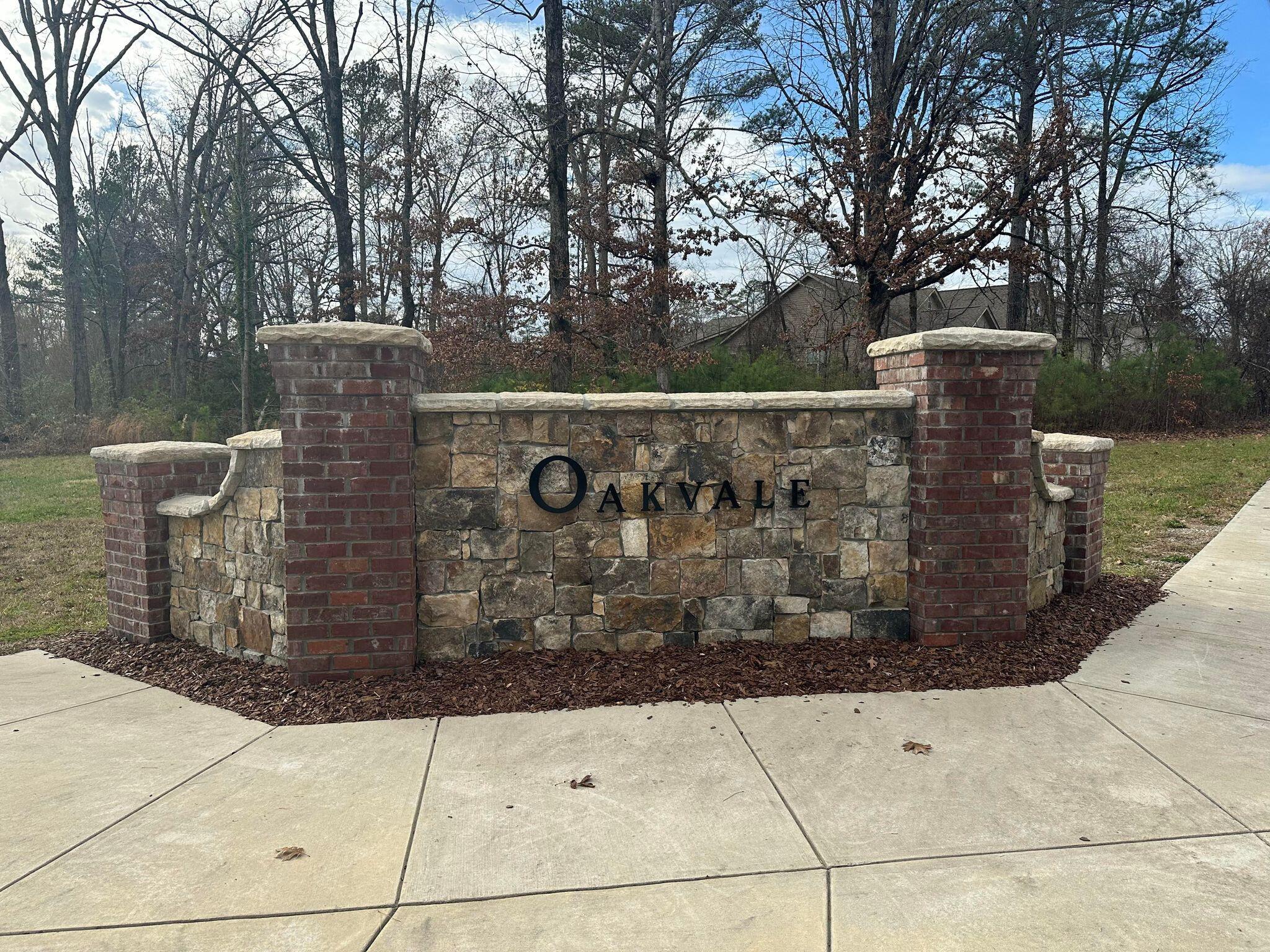 1820 Oakvale Drive, 46