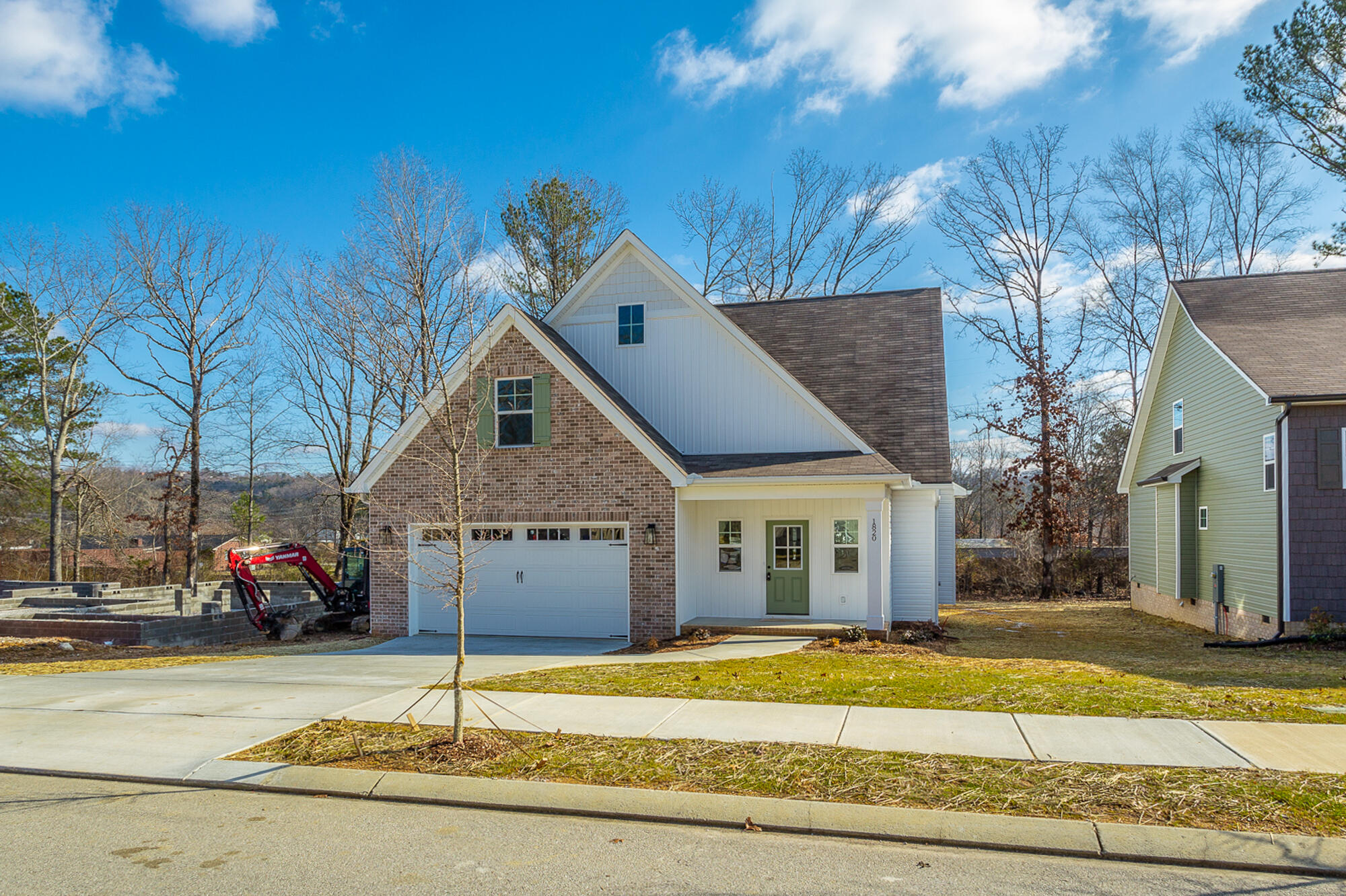 1820 Oakvale Drive, 46
