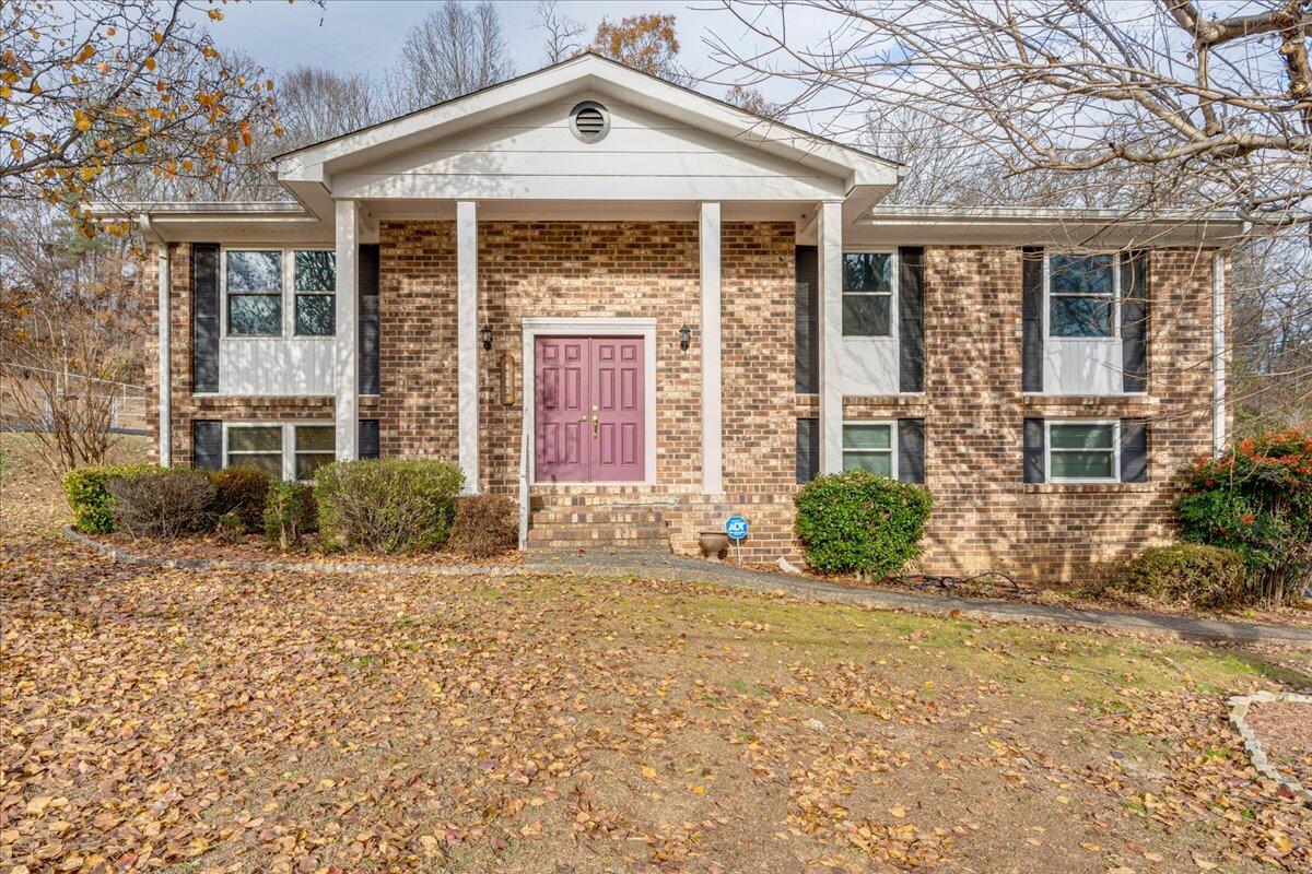 6003 Ticonderoga Circle