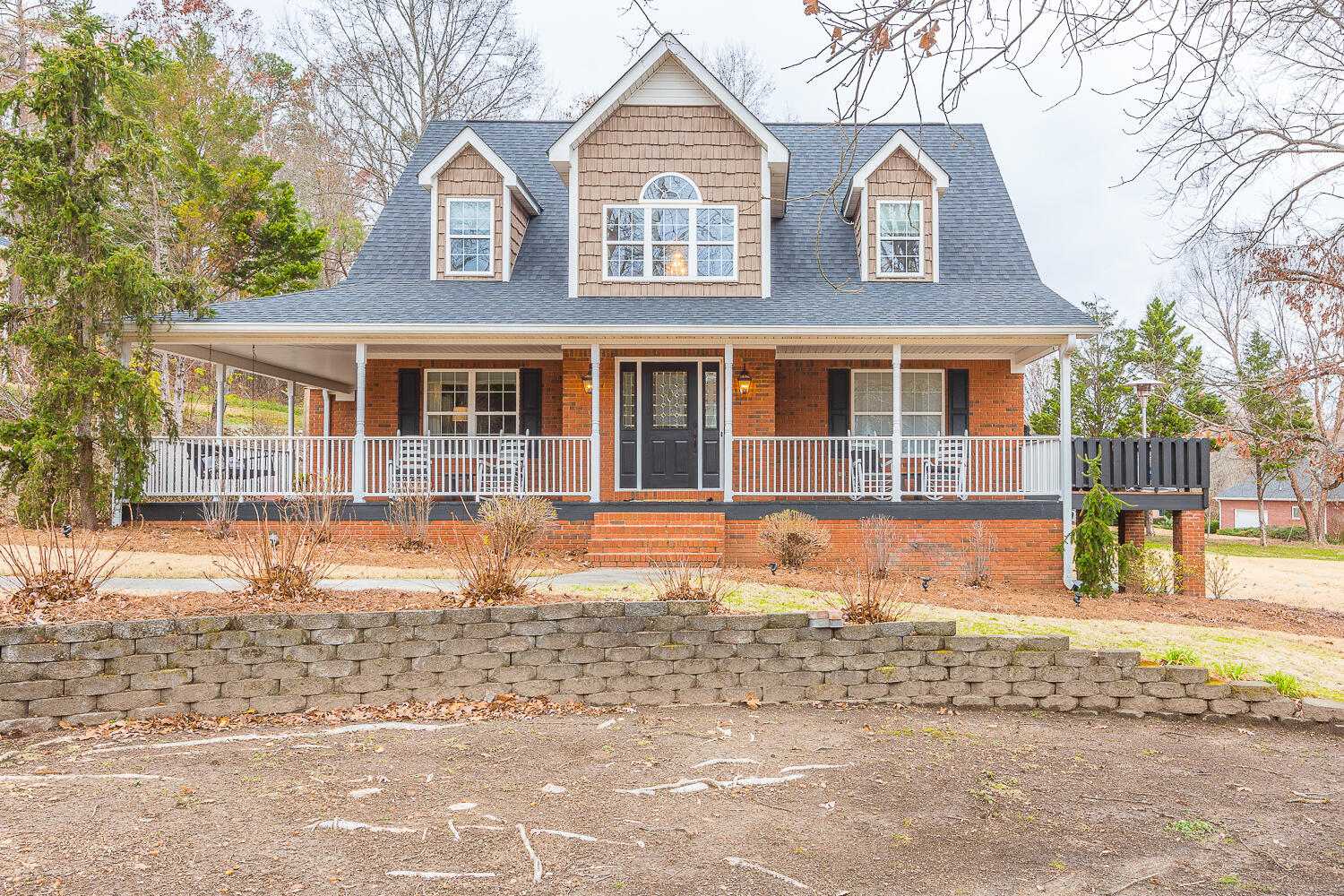 3216 Leona Drive