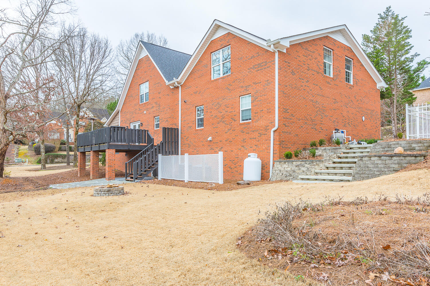 3216 Leona Drive