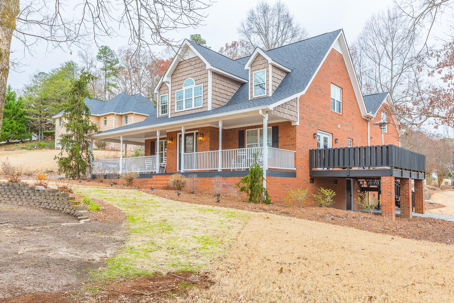 3216 Leona Drive