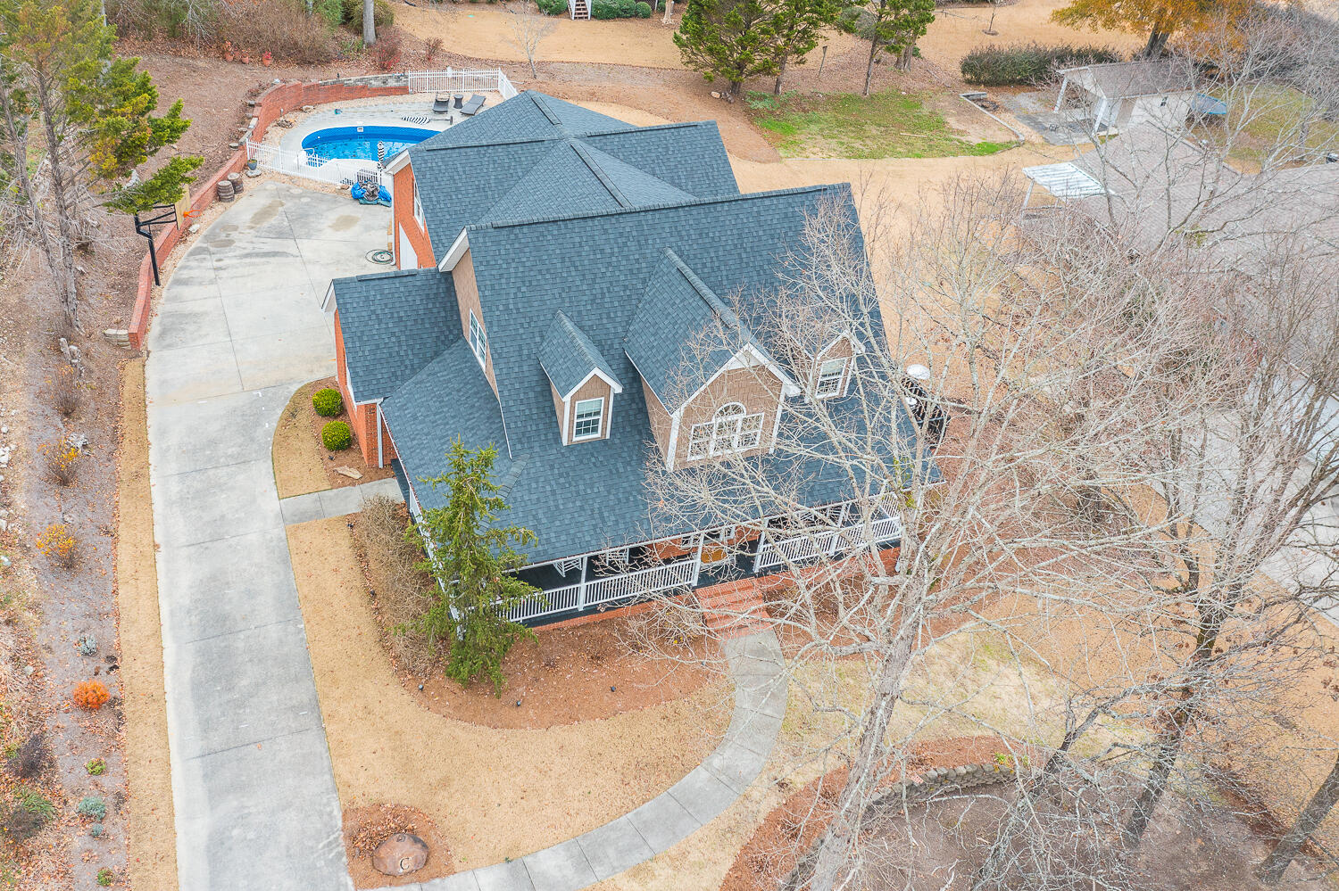 3216 Leona Drive