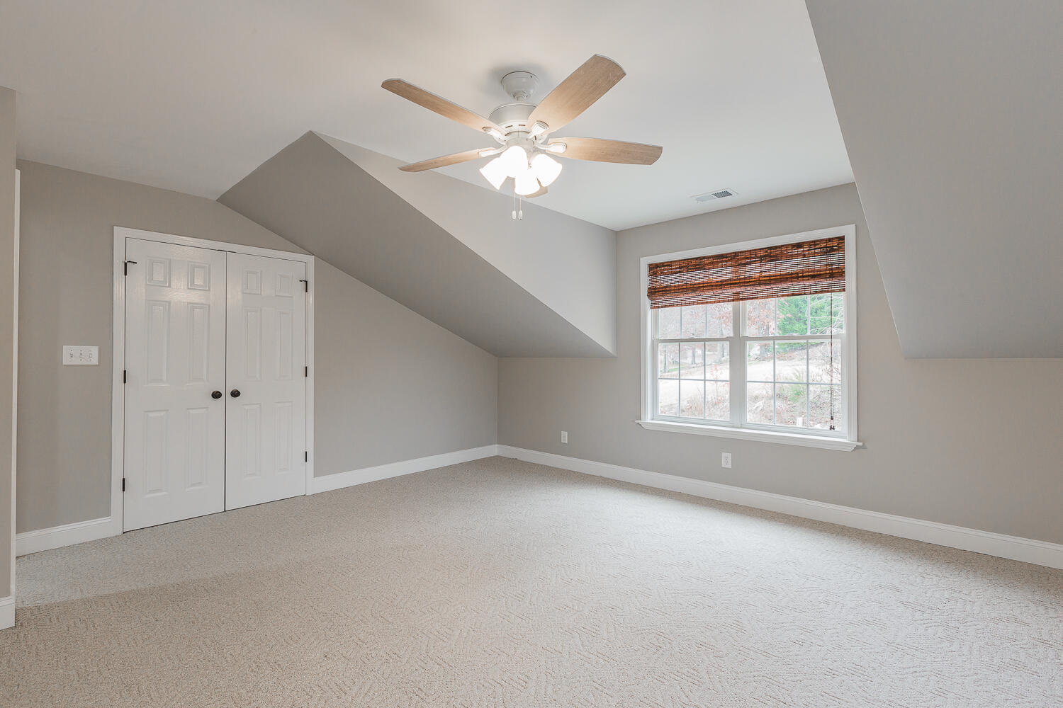 3216 Leona Drive