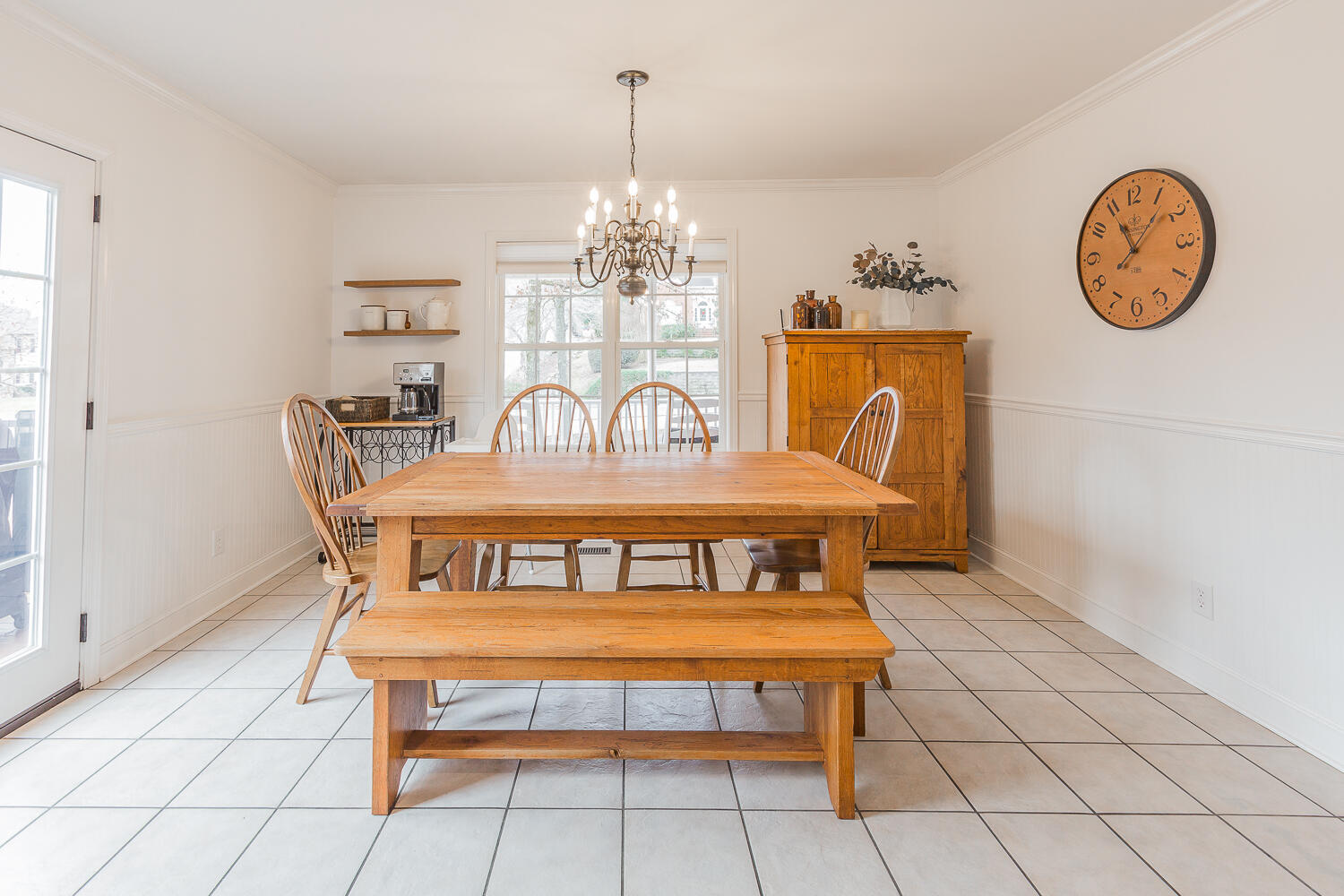 3216 Leona Drive