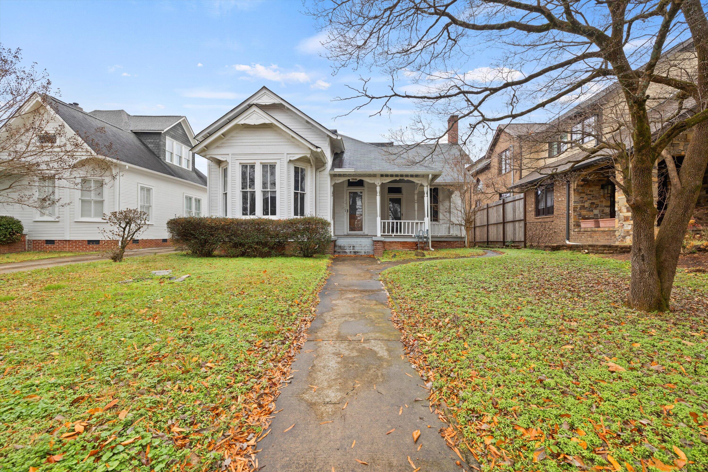 607 Forest Avenue