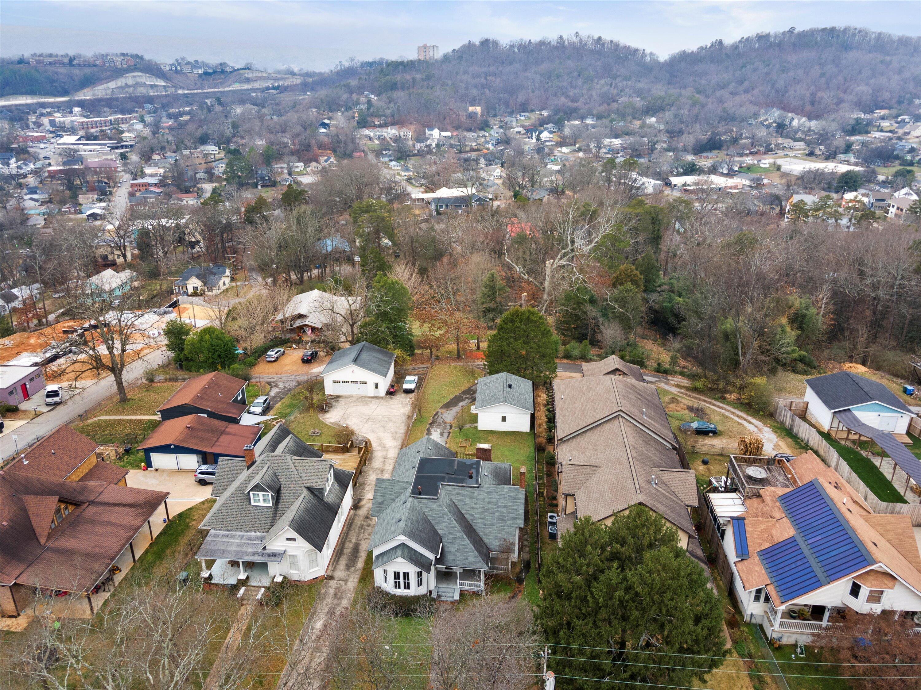 607 Forest Avenue