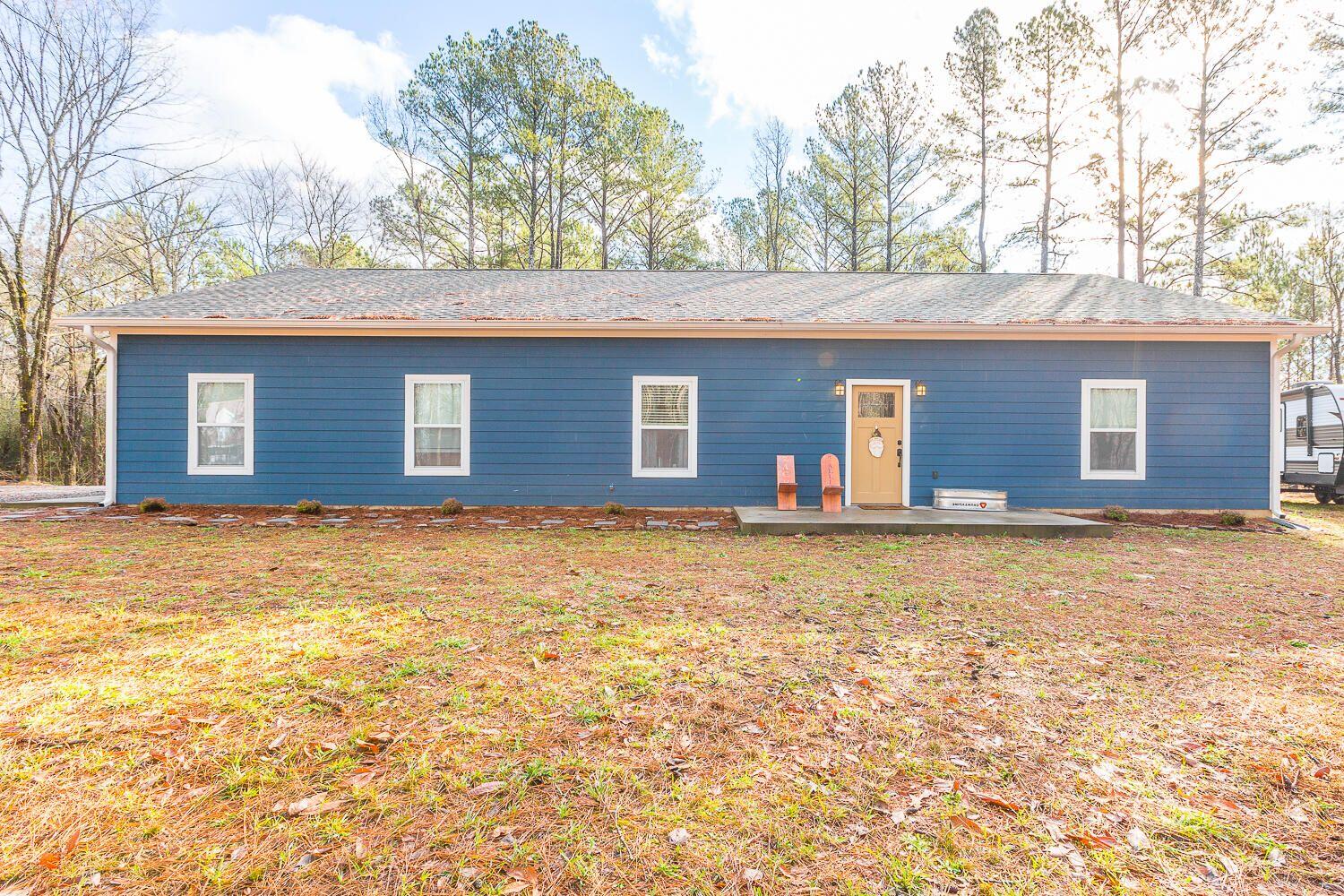 990 Hemphill Road