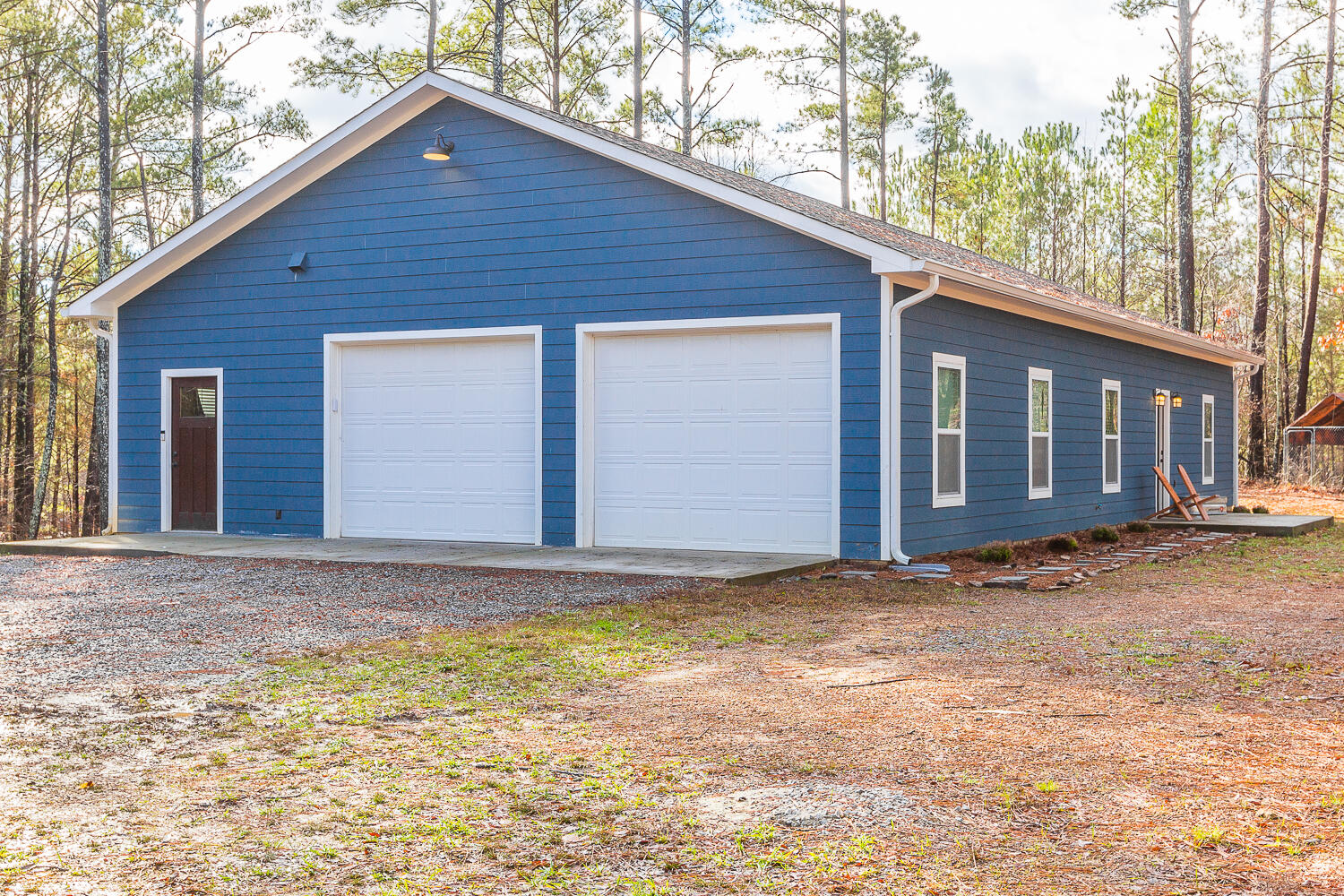 990 Hemphill Road