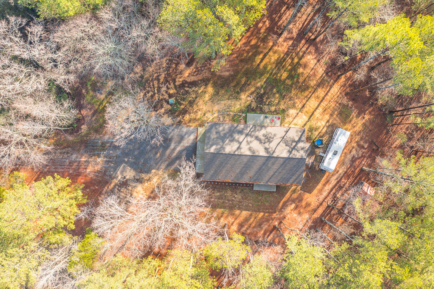 990 Hemphill Road