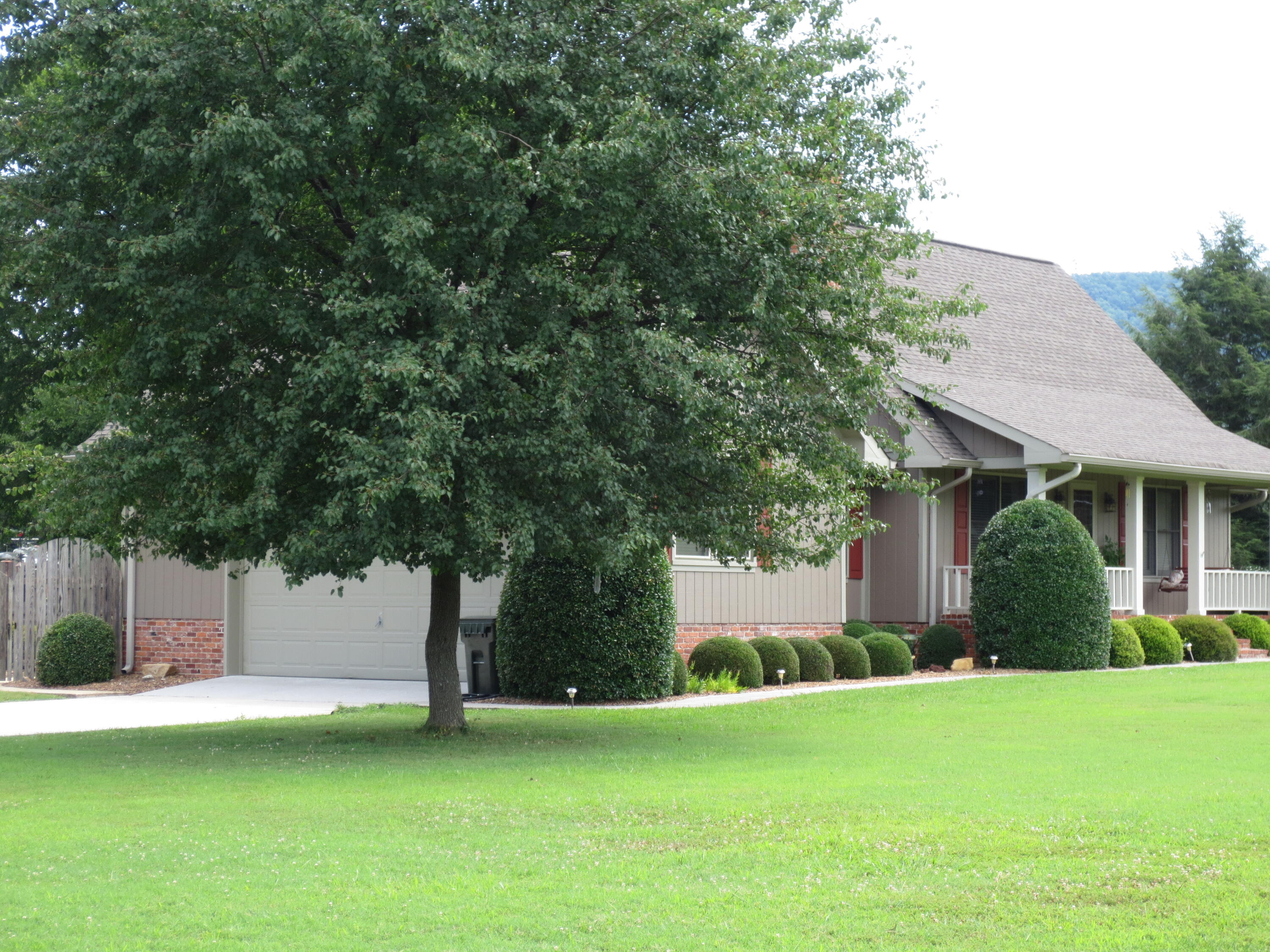 8417 Roy Lane Lane