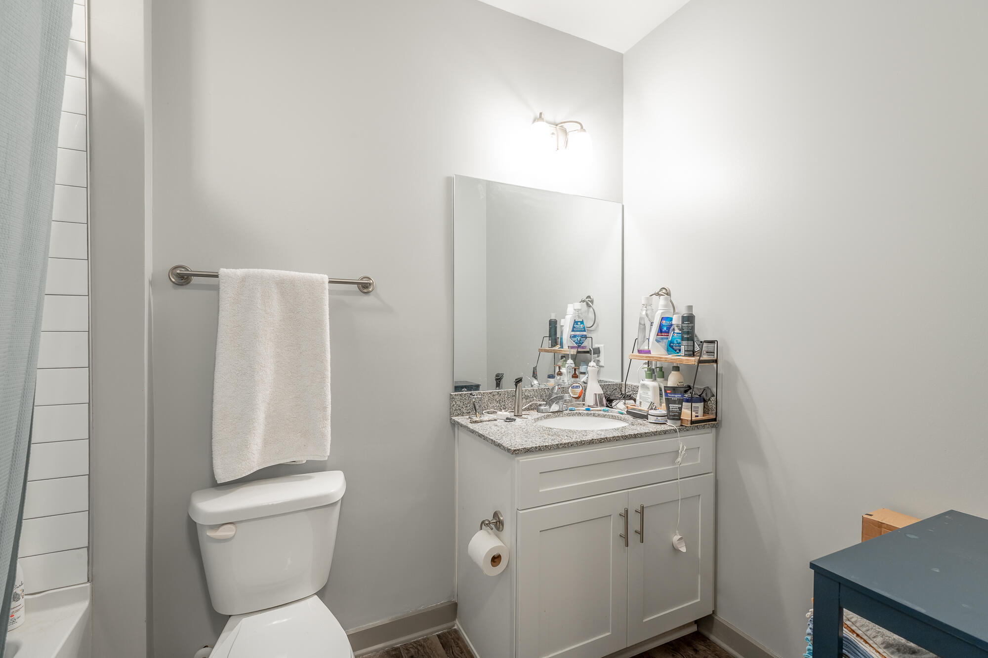 782 Riverfront Parkway, 415