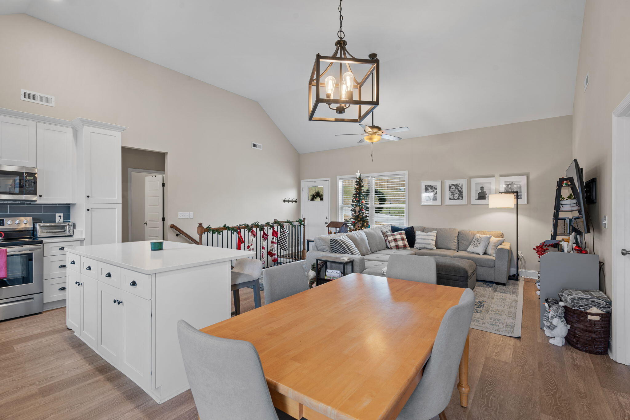 8315 Harvest Oak Lane