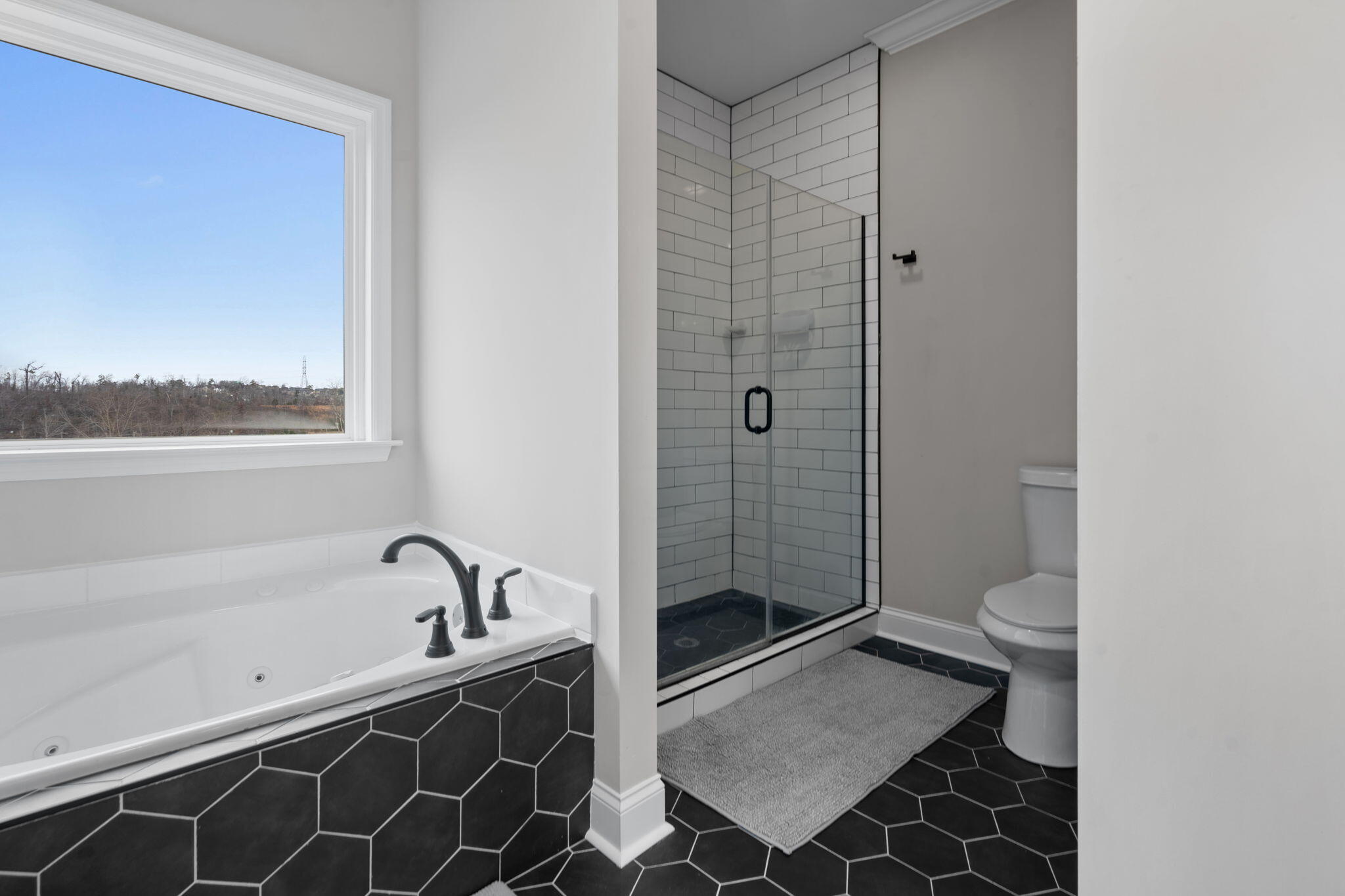8315 Harvest Oak Lane