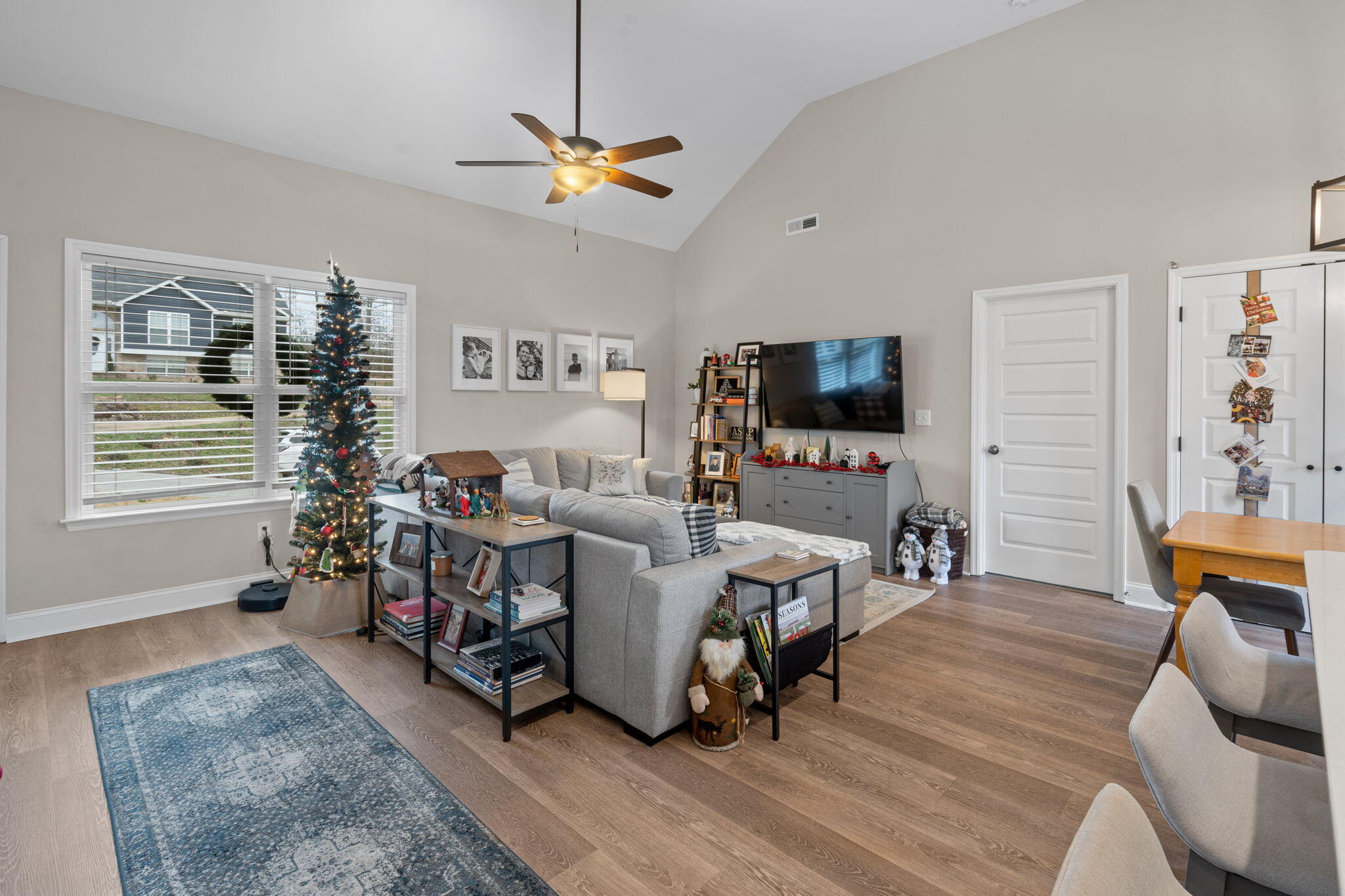 8315 Harvest Oak Lane