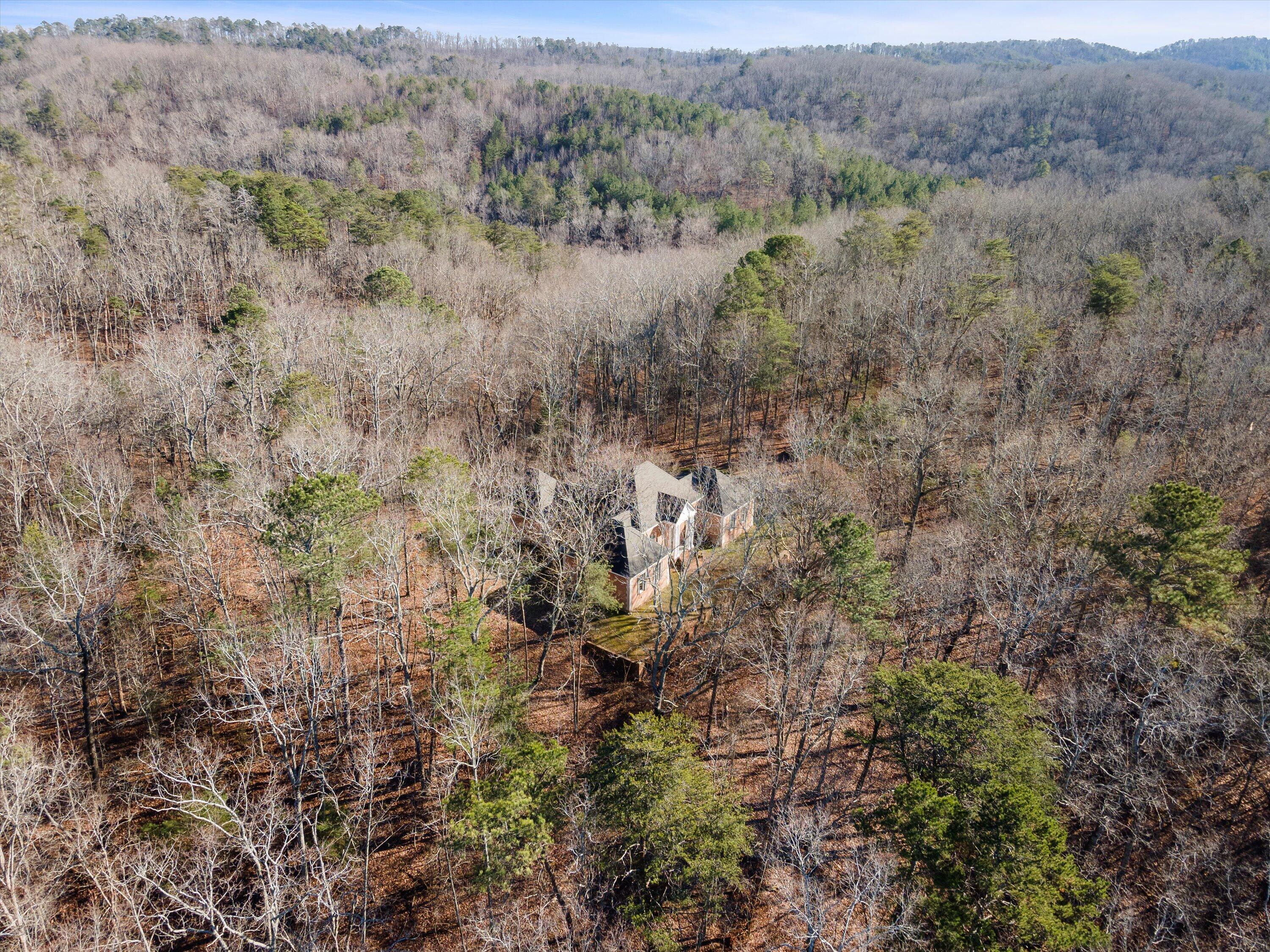 9014 E Hwy 136, LaFayette
