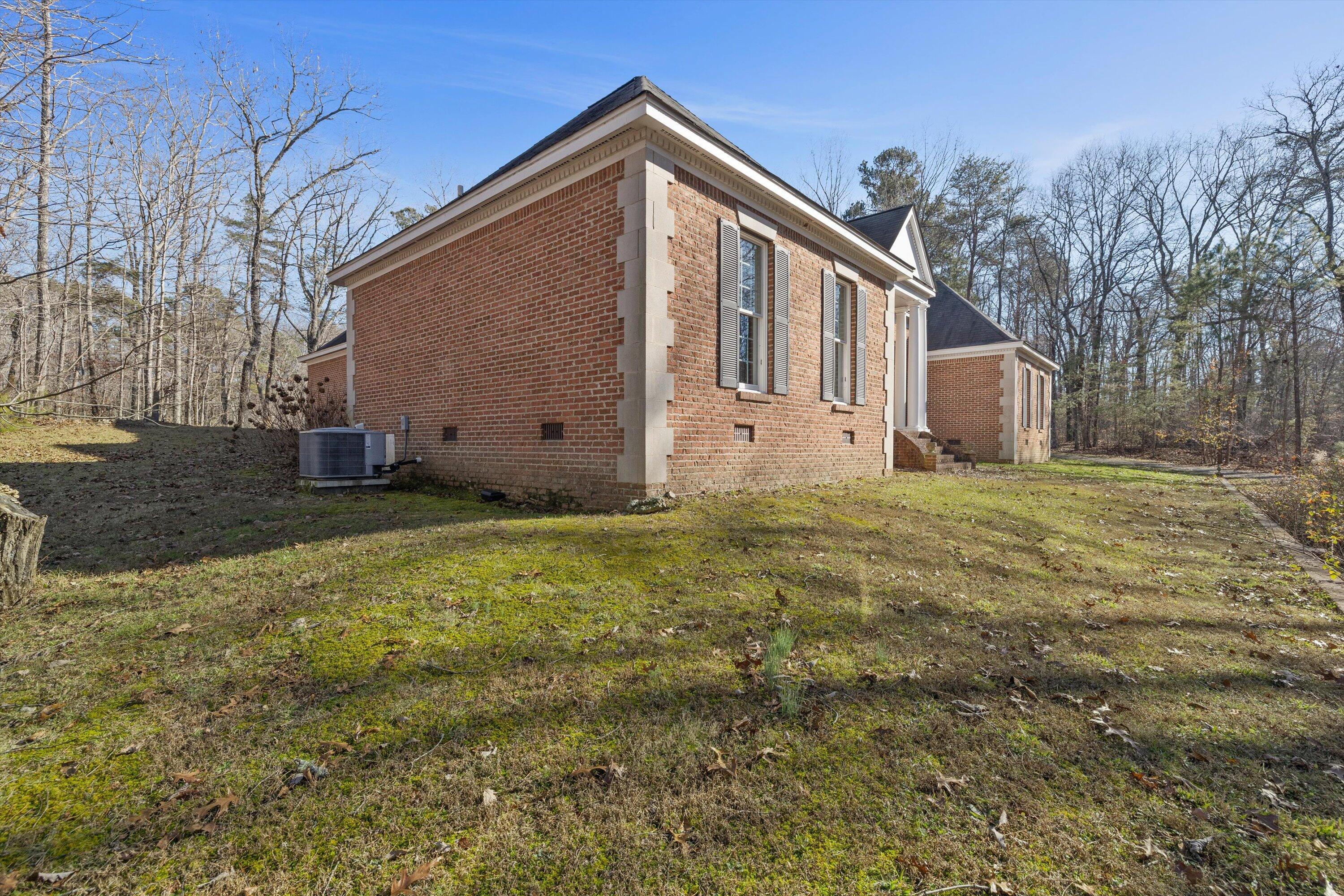 9014 E Hwy 136, LaFayette