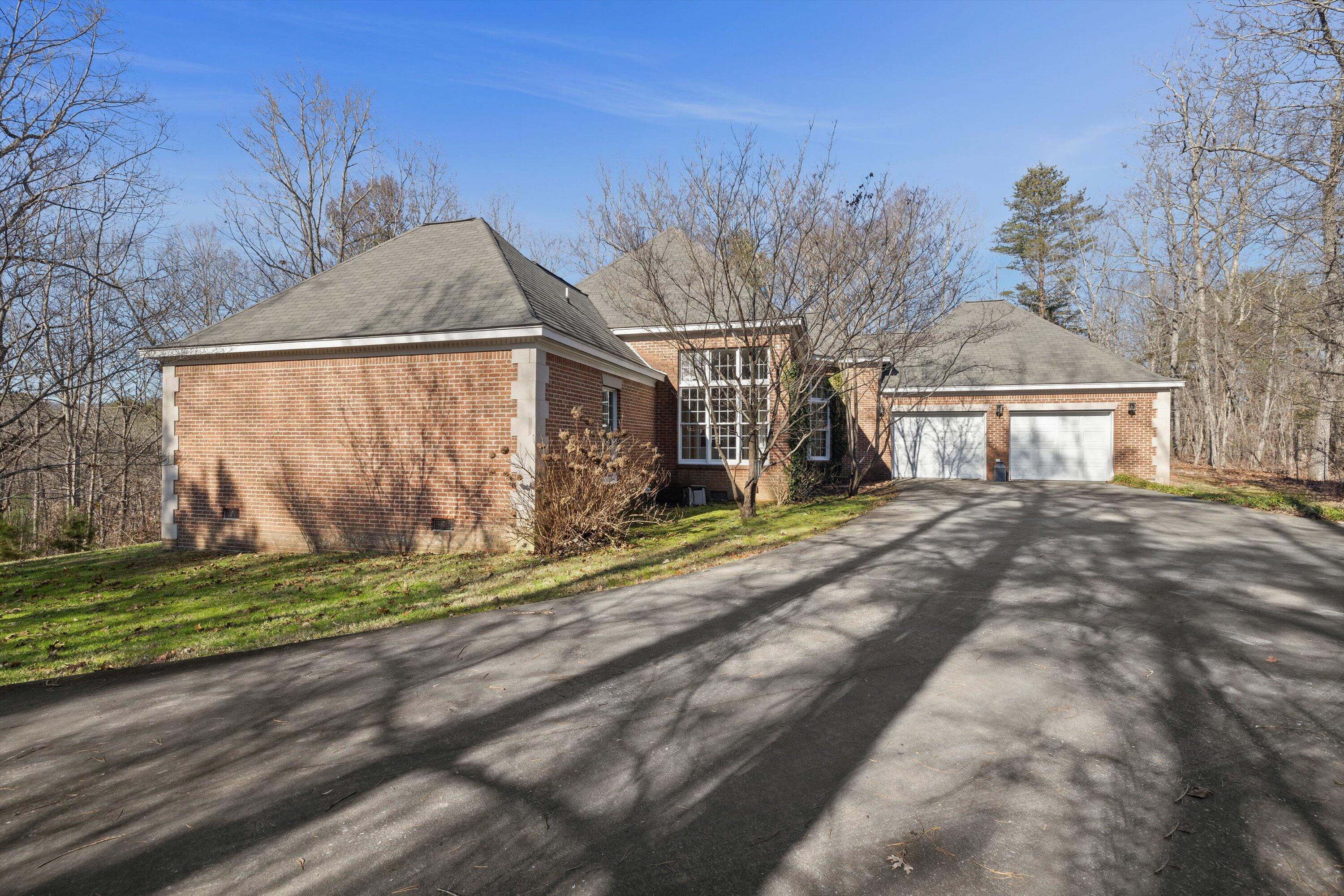 9014 E Hwy 136, LaFayette