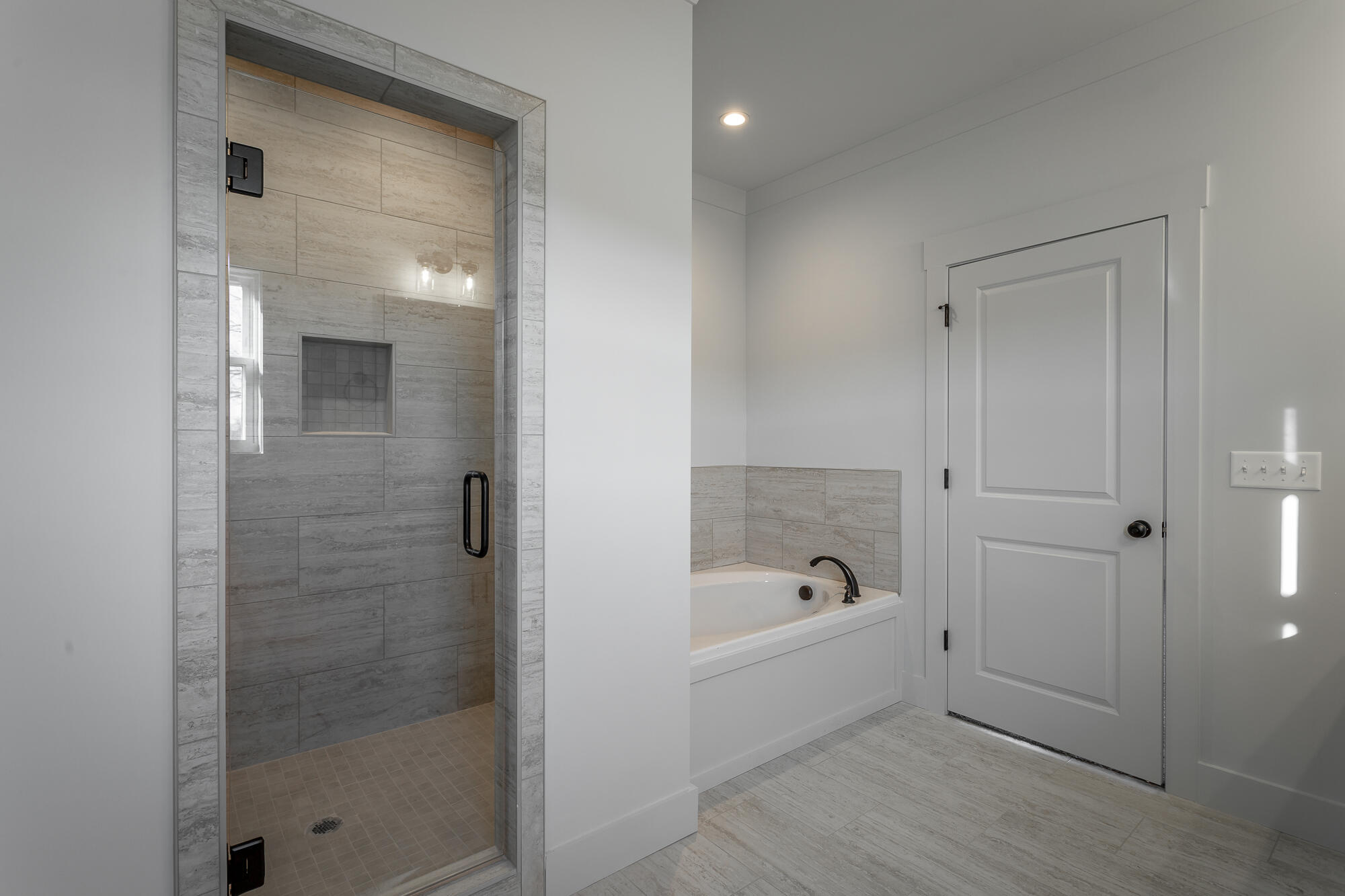 395 Willow Grove Court, 30