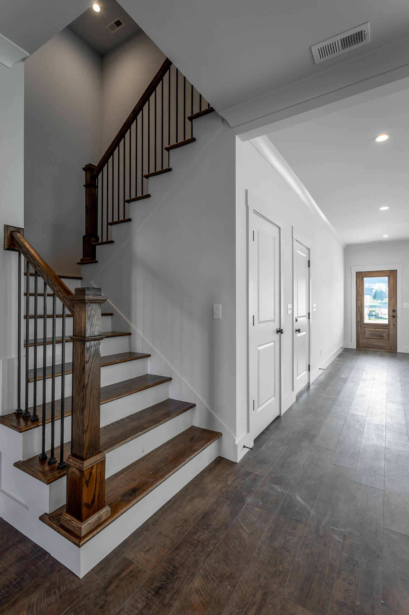 395 Willow Grove Court, 30