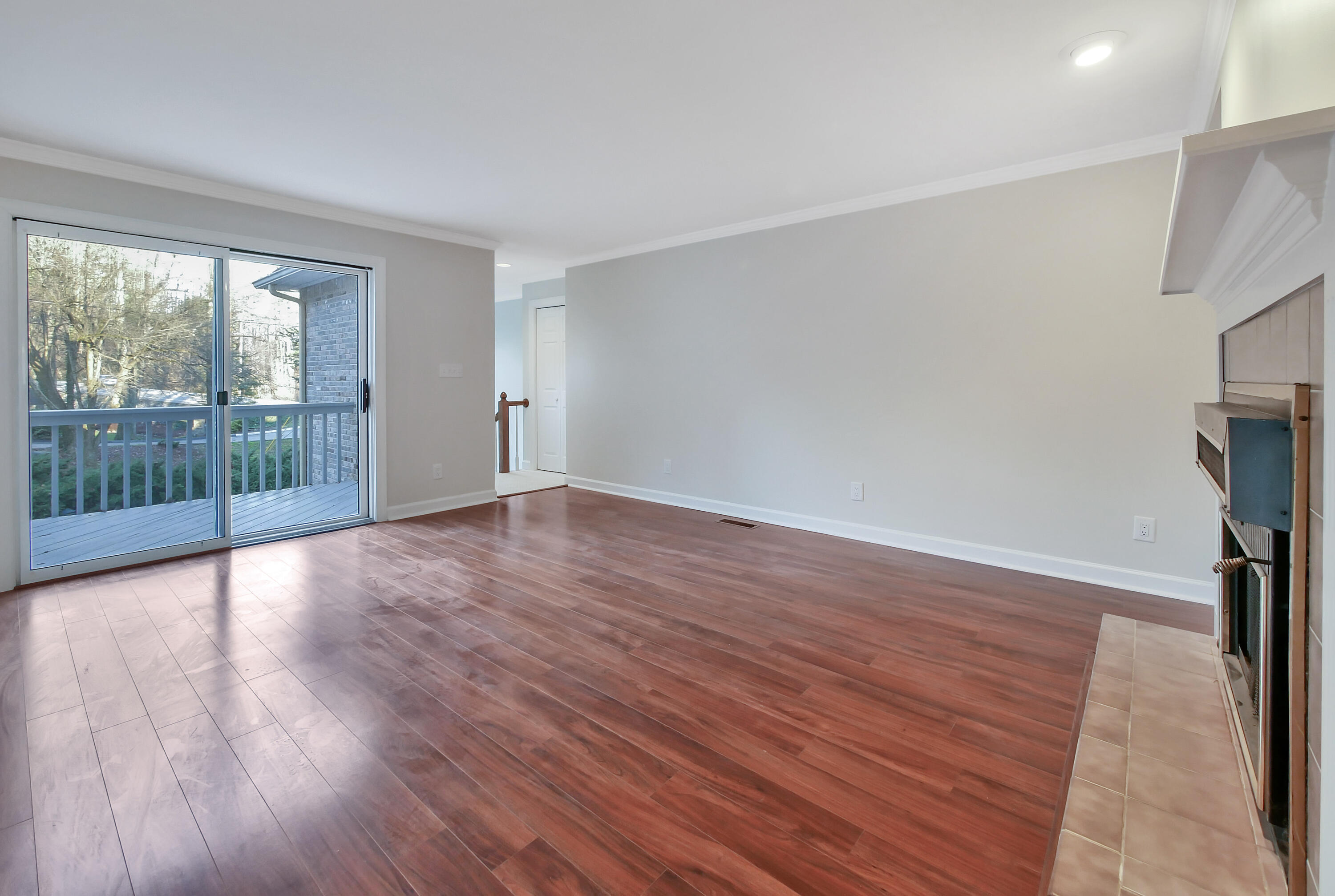 1619 Taft Highway