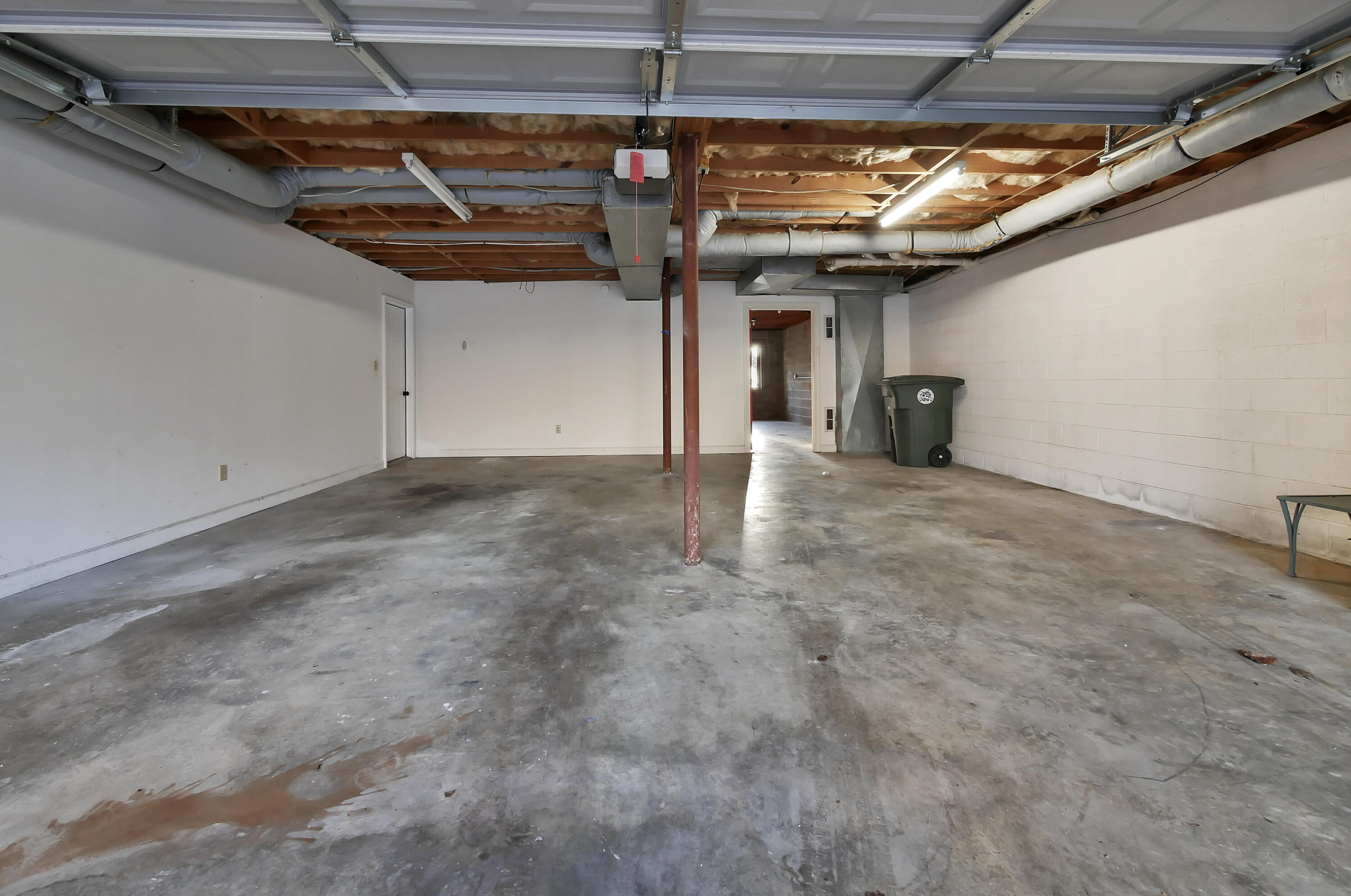 1619 Taft Highway