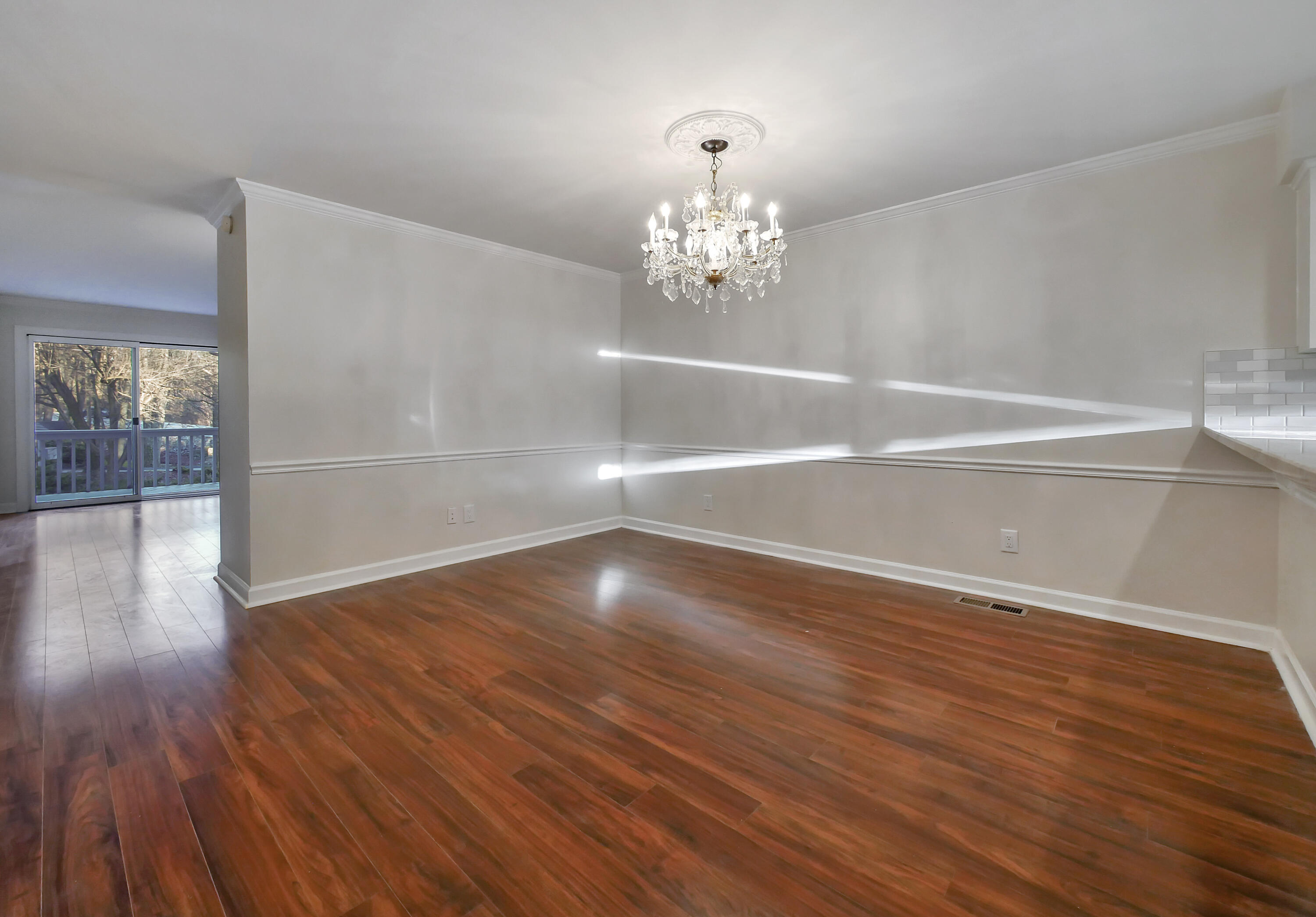 1619 Taft Highway