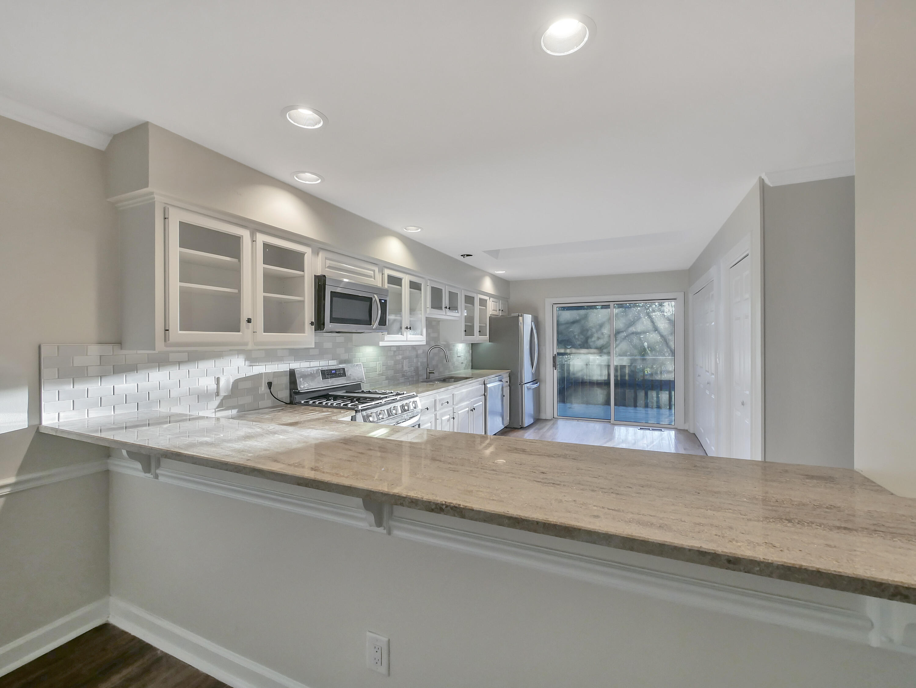 1619 Taft Highway